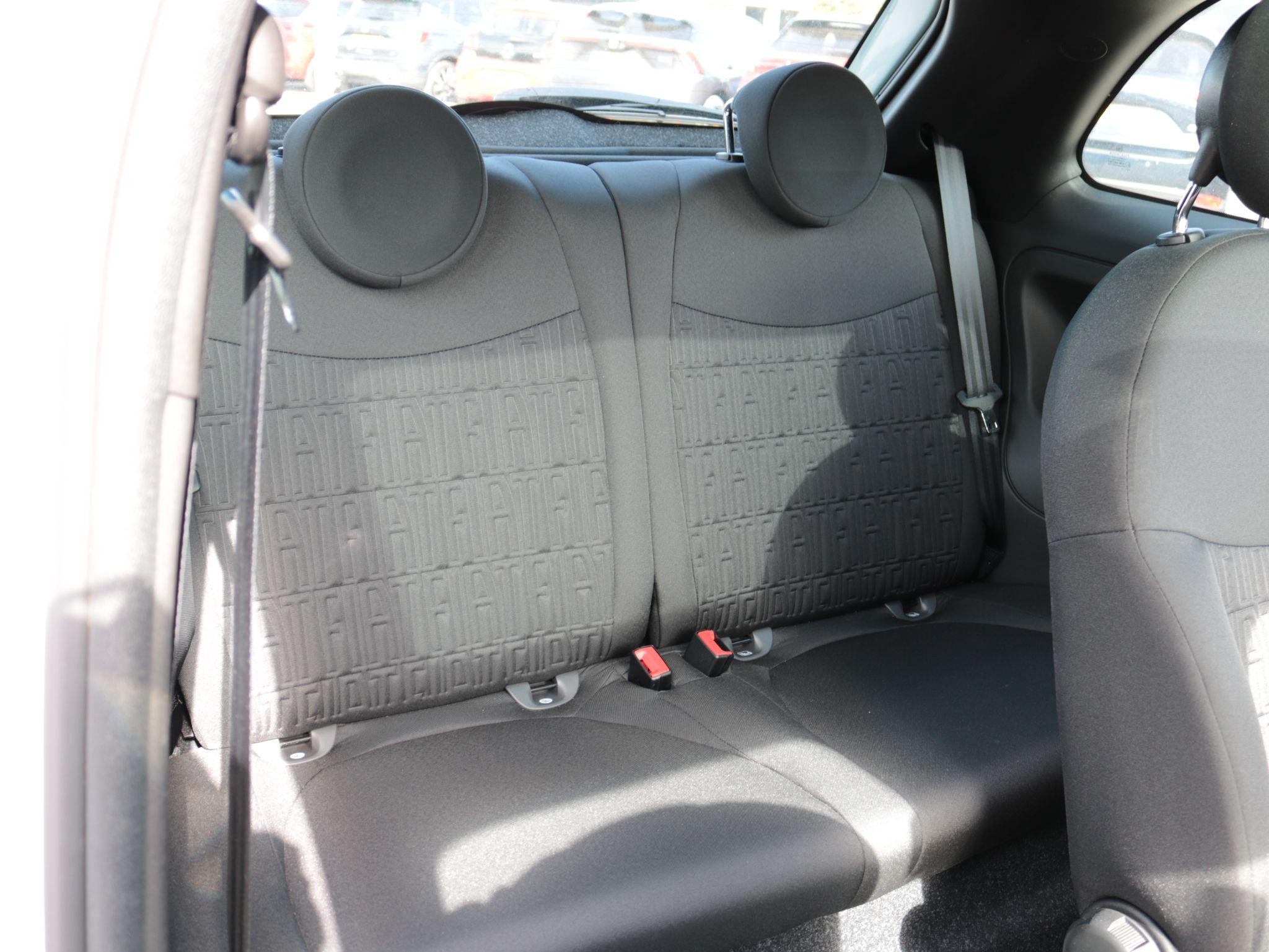 Fiat 500 Hybrid Image 21