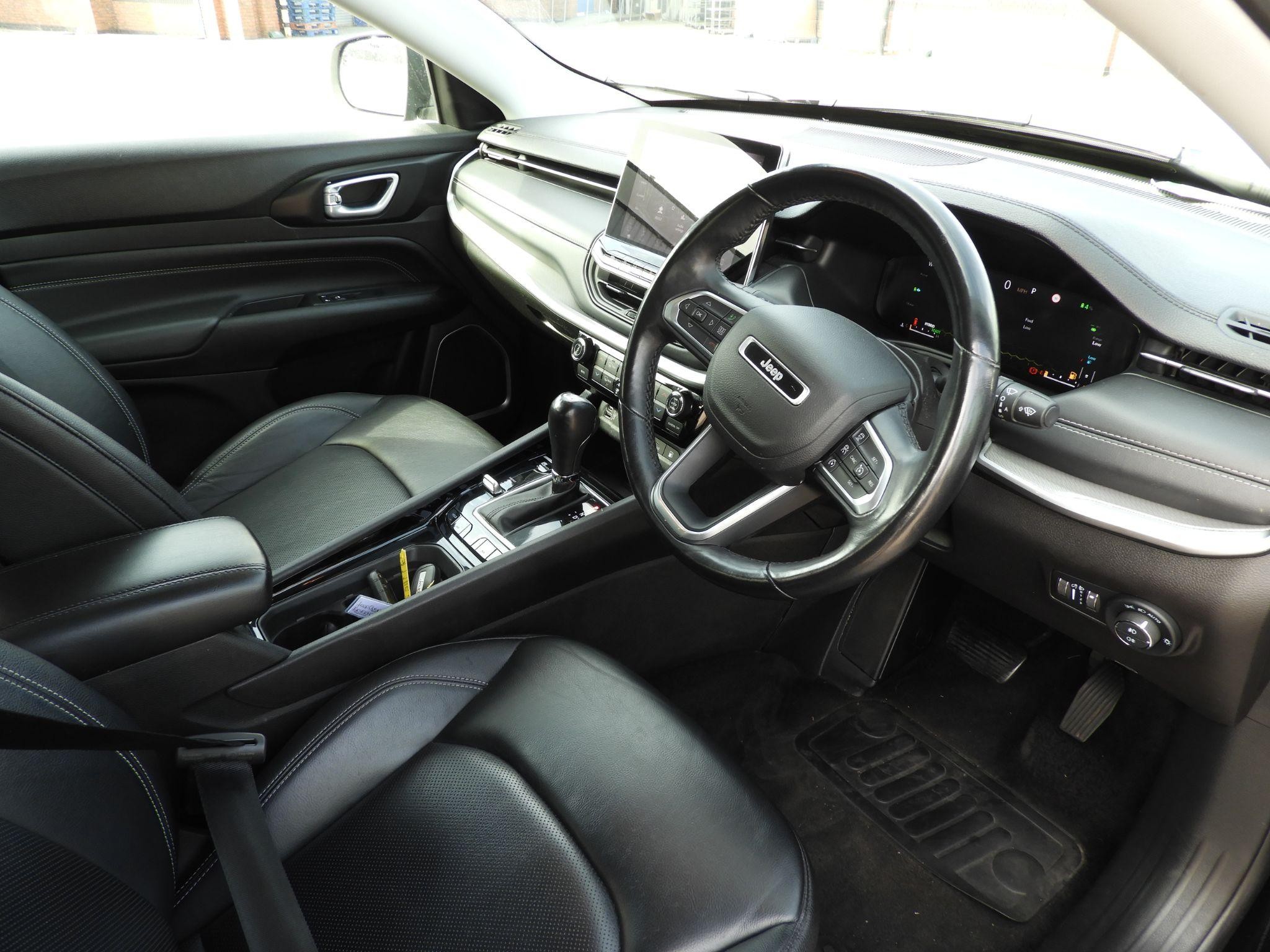 Jeep Compass Image 11