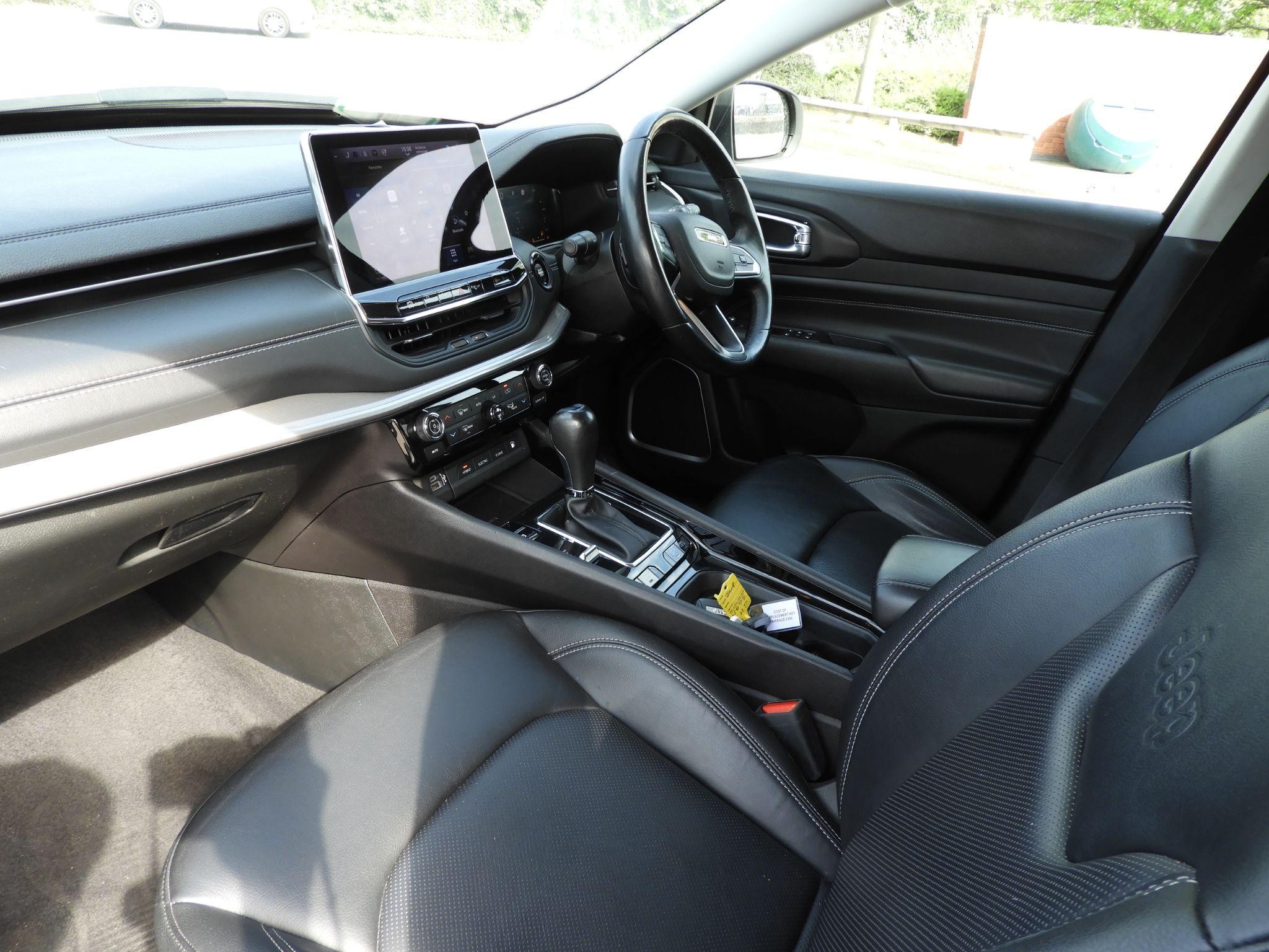 Jeep Compass Image 13