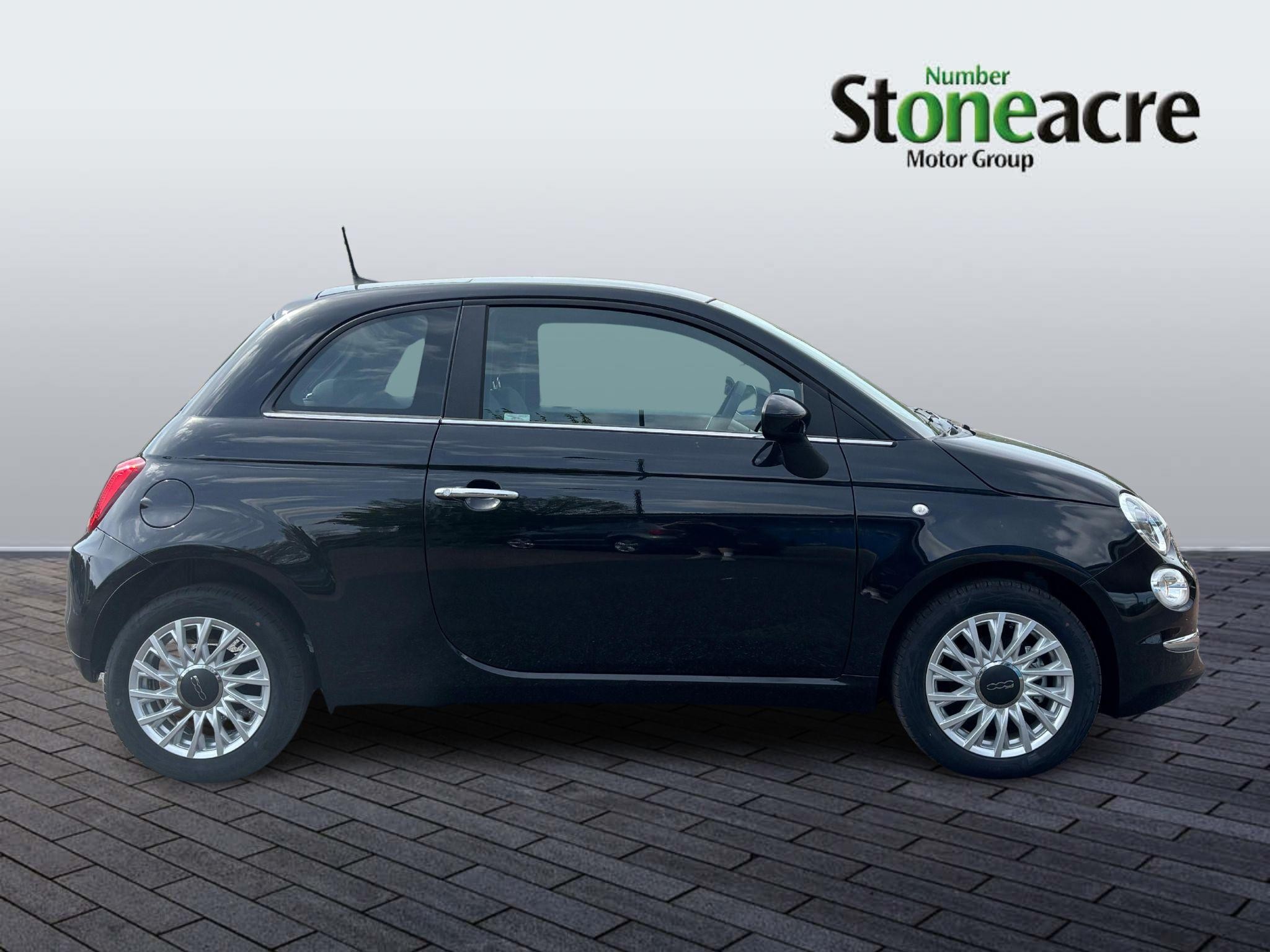 Fiat 500 Hybrid Image 10