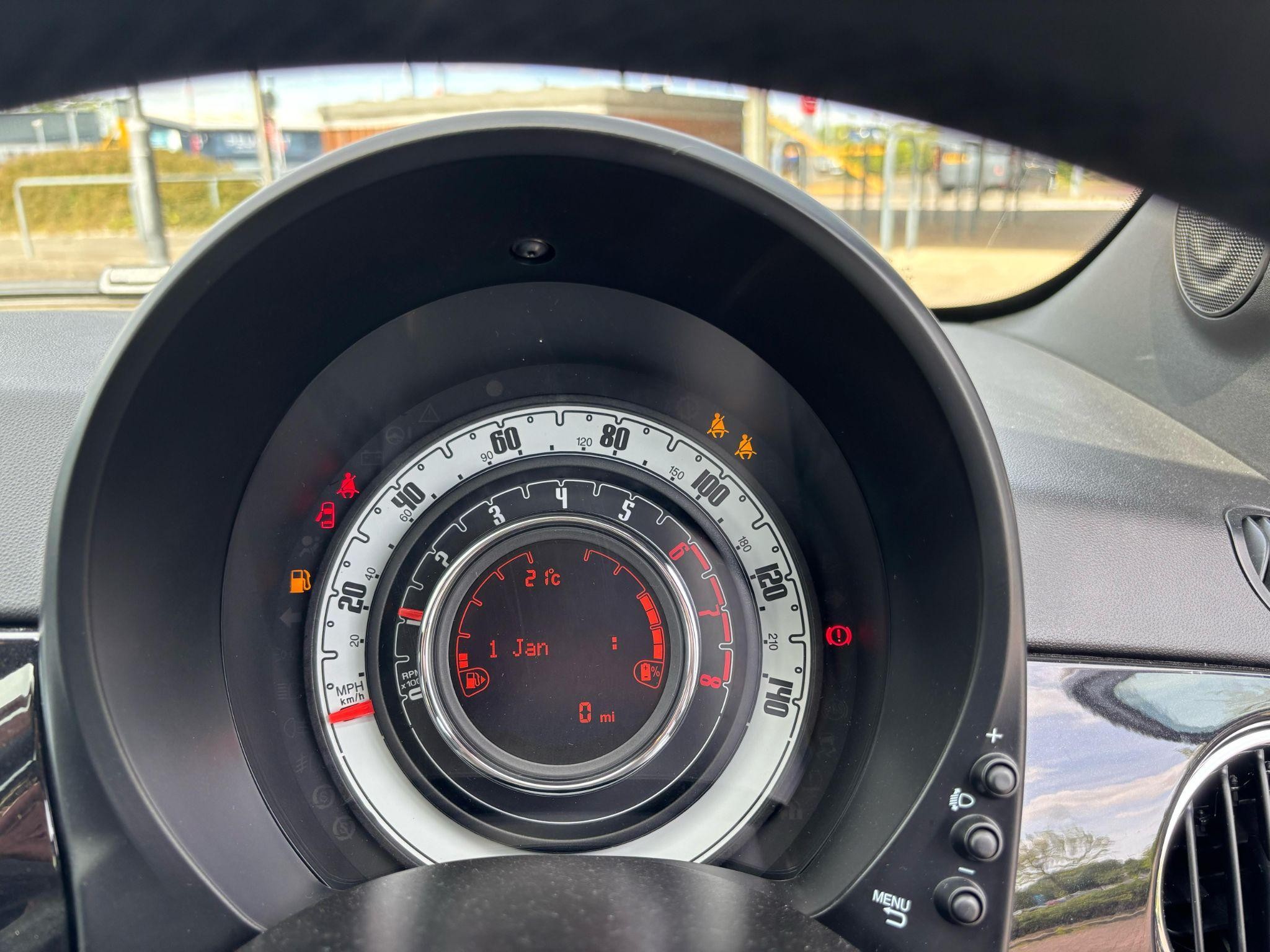 Fiat 500 Hybrid Image 16