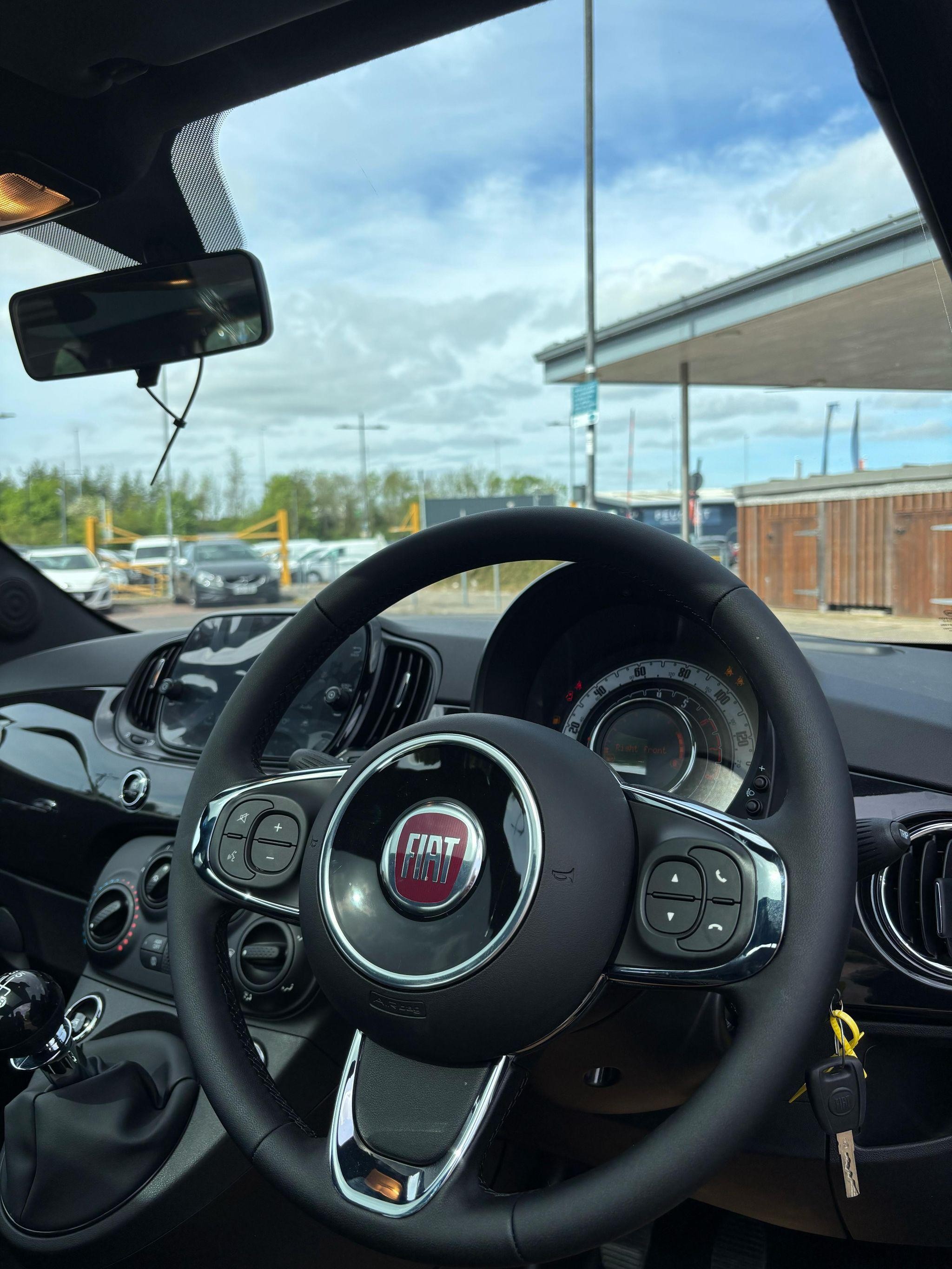 Fiat 500 Hybrid Image 17