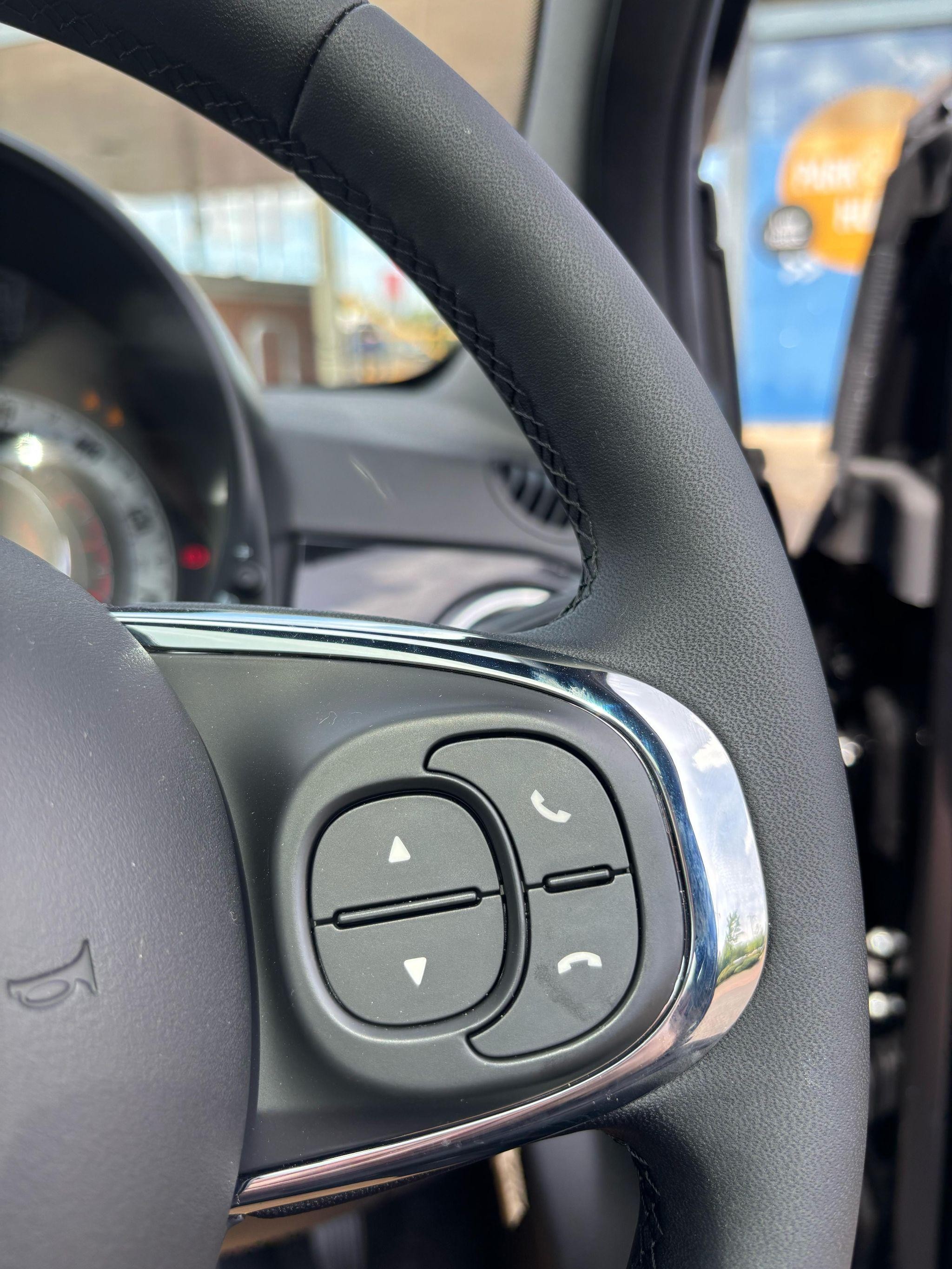 Fiat 500 Hybrid Image 19