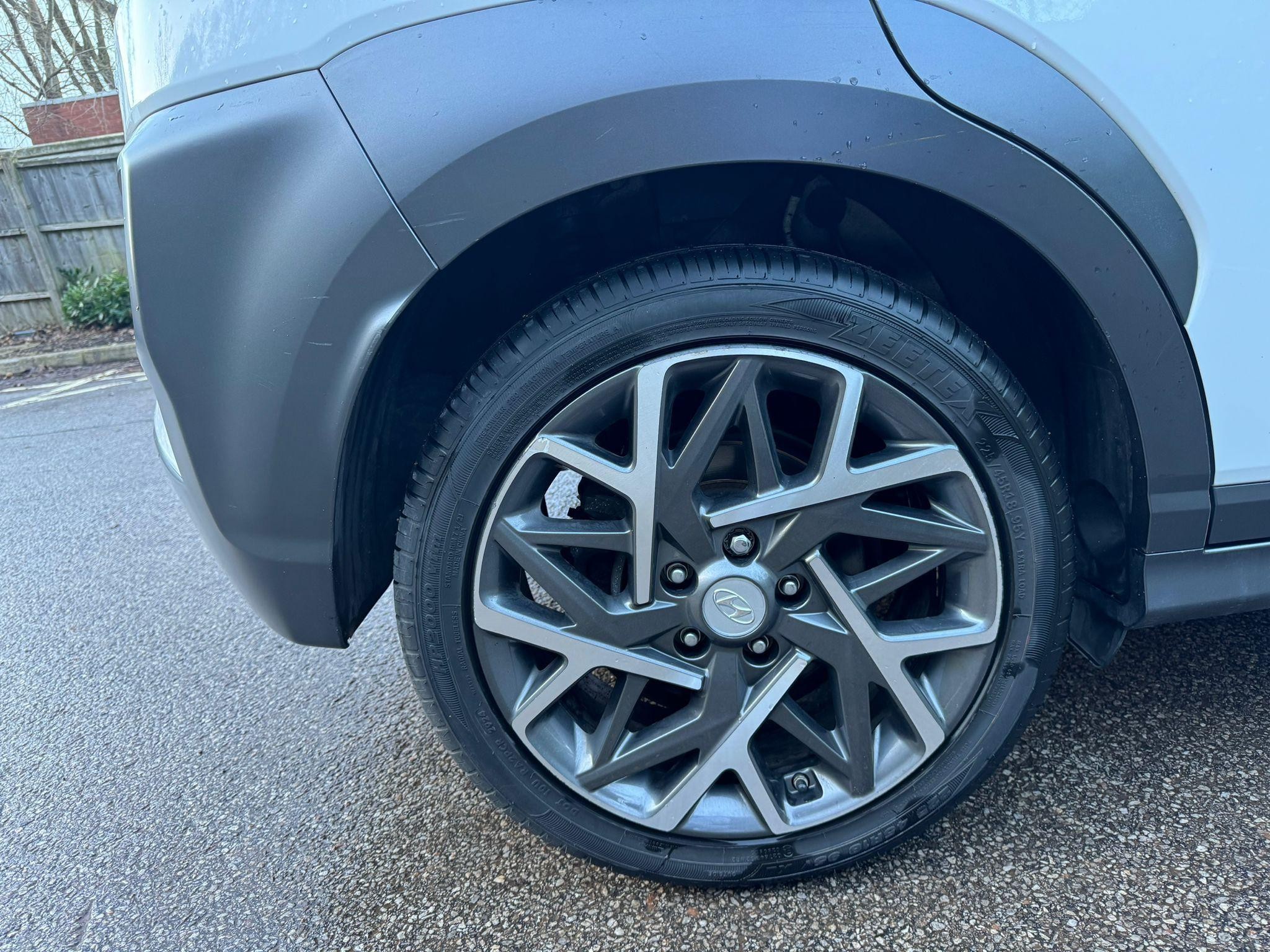 Hyundai KONA Image 9