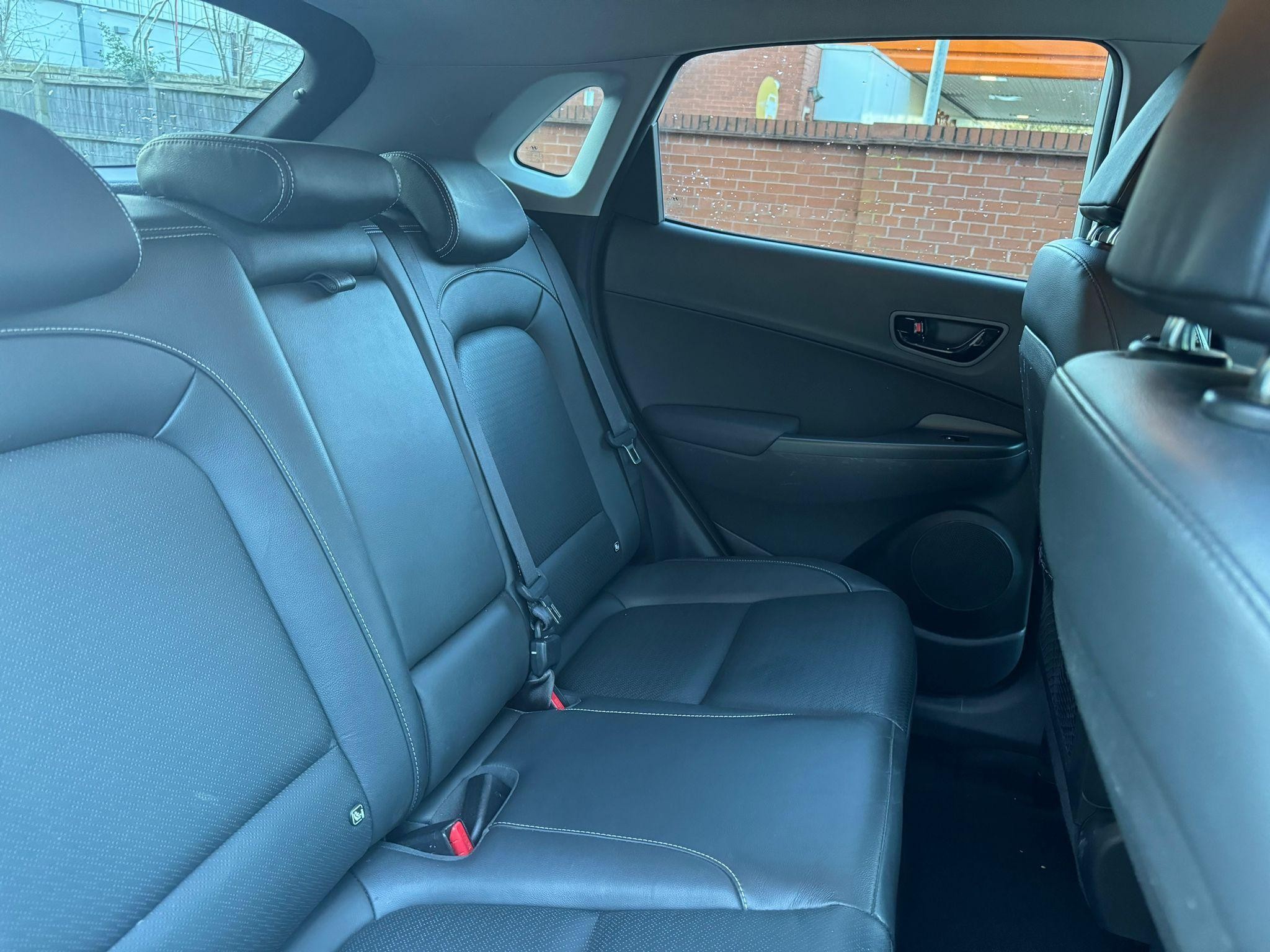 Hyundai KONA Image 16