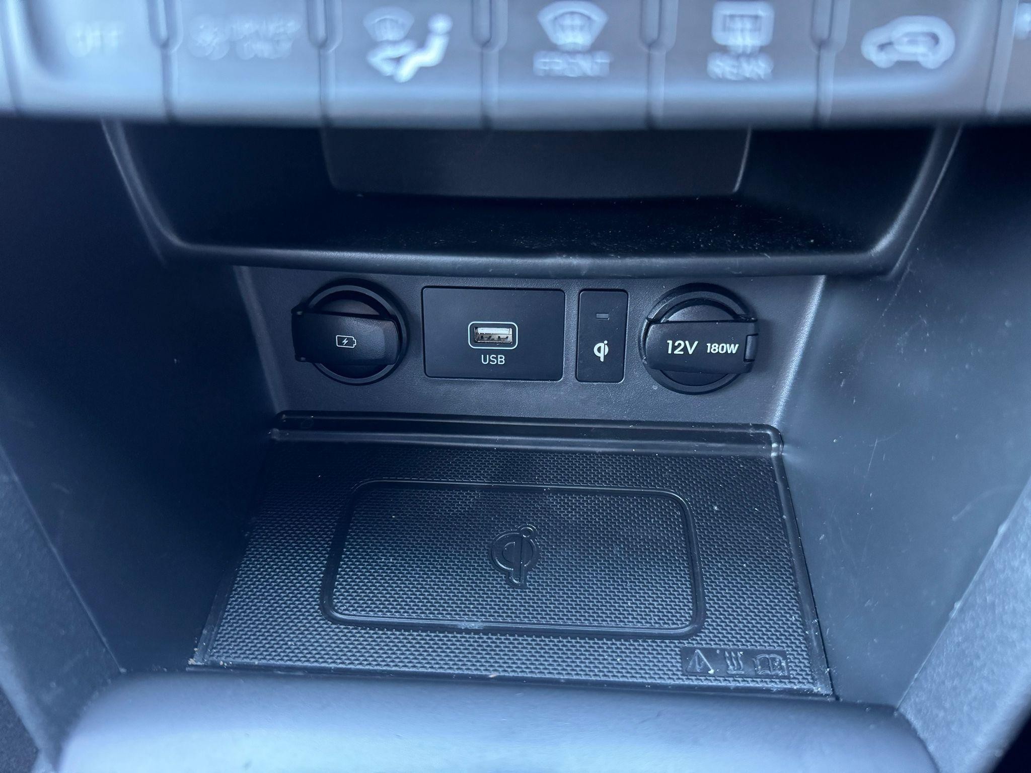 Hyundai KONA Image 24