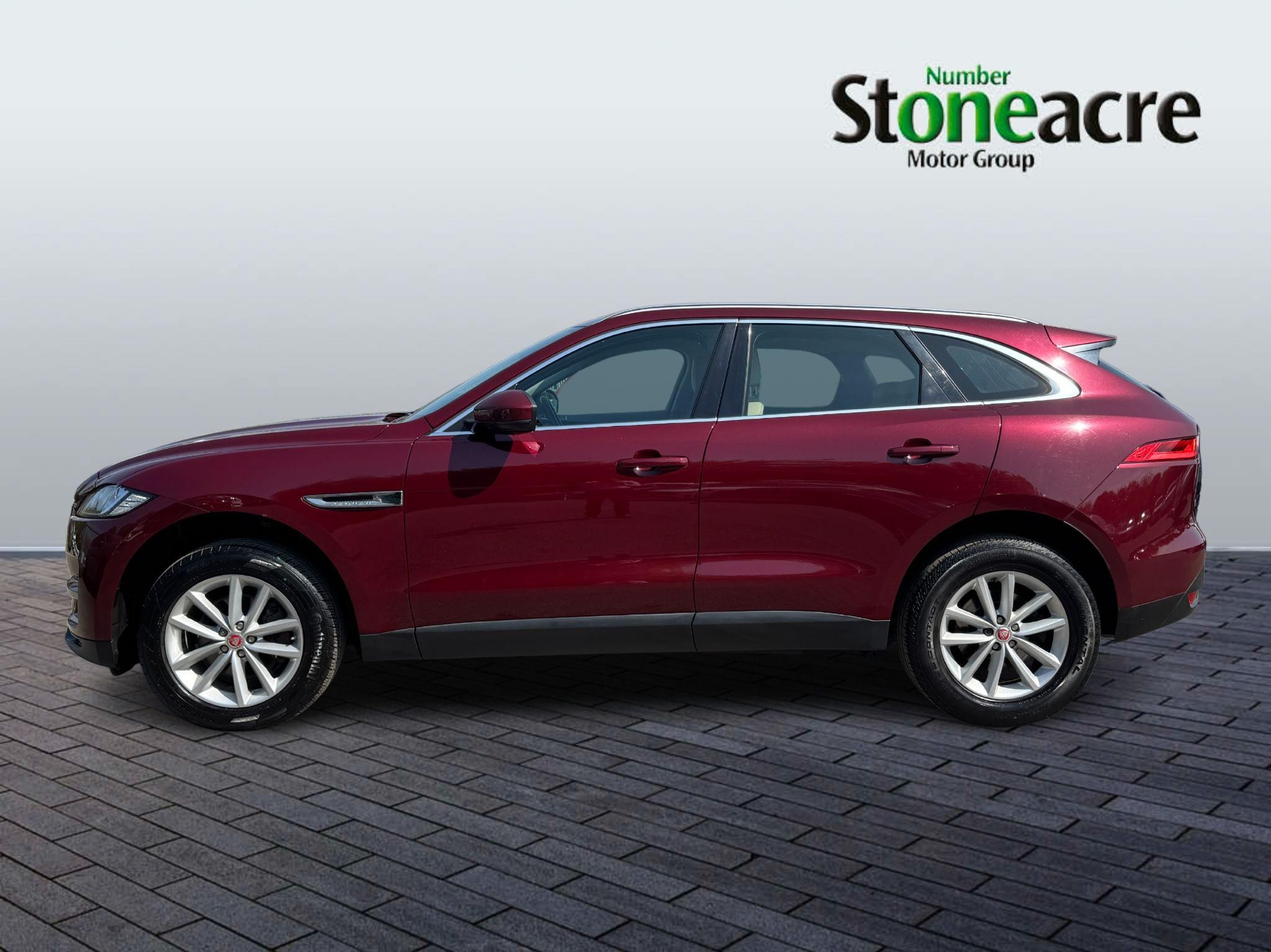 Jaguar F-Pace Image 5