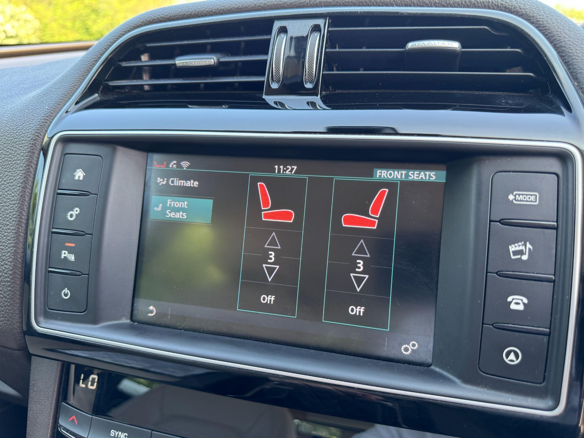 Jaguar F-Pace Image 23