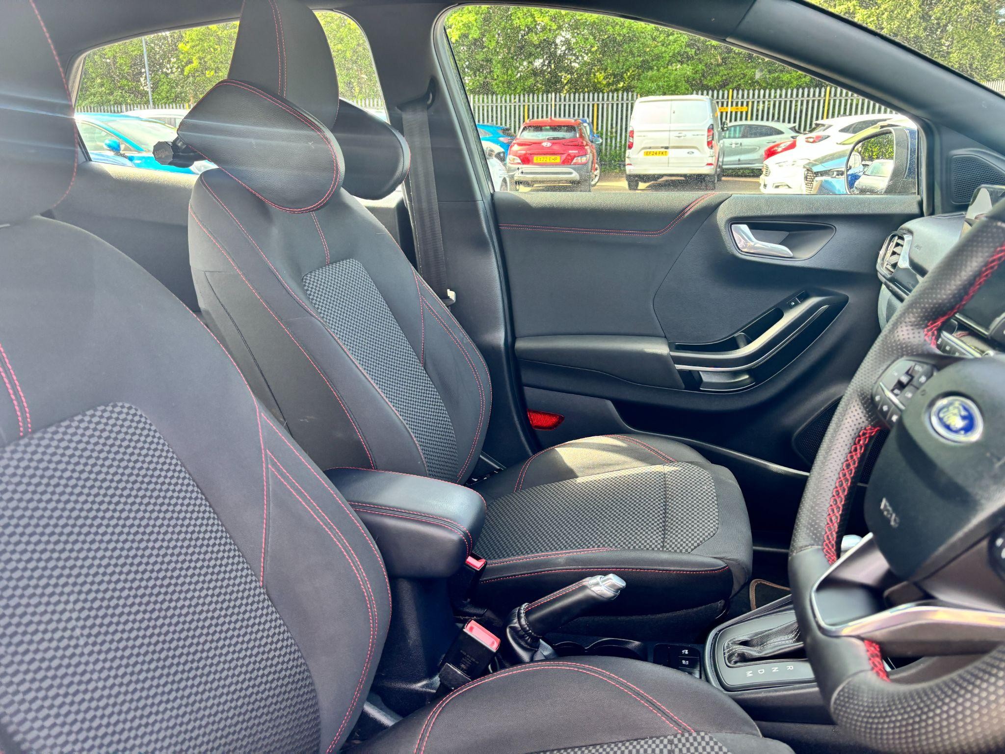 Ford Puma Image 12