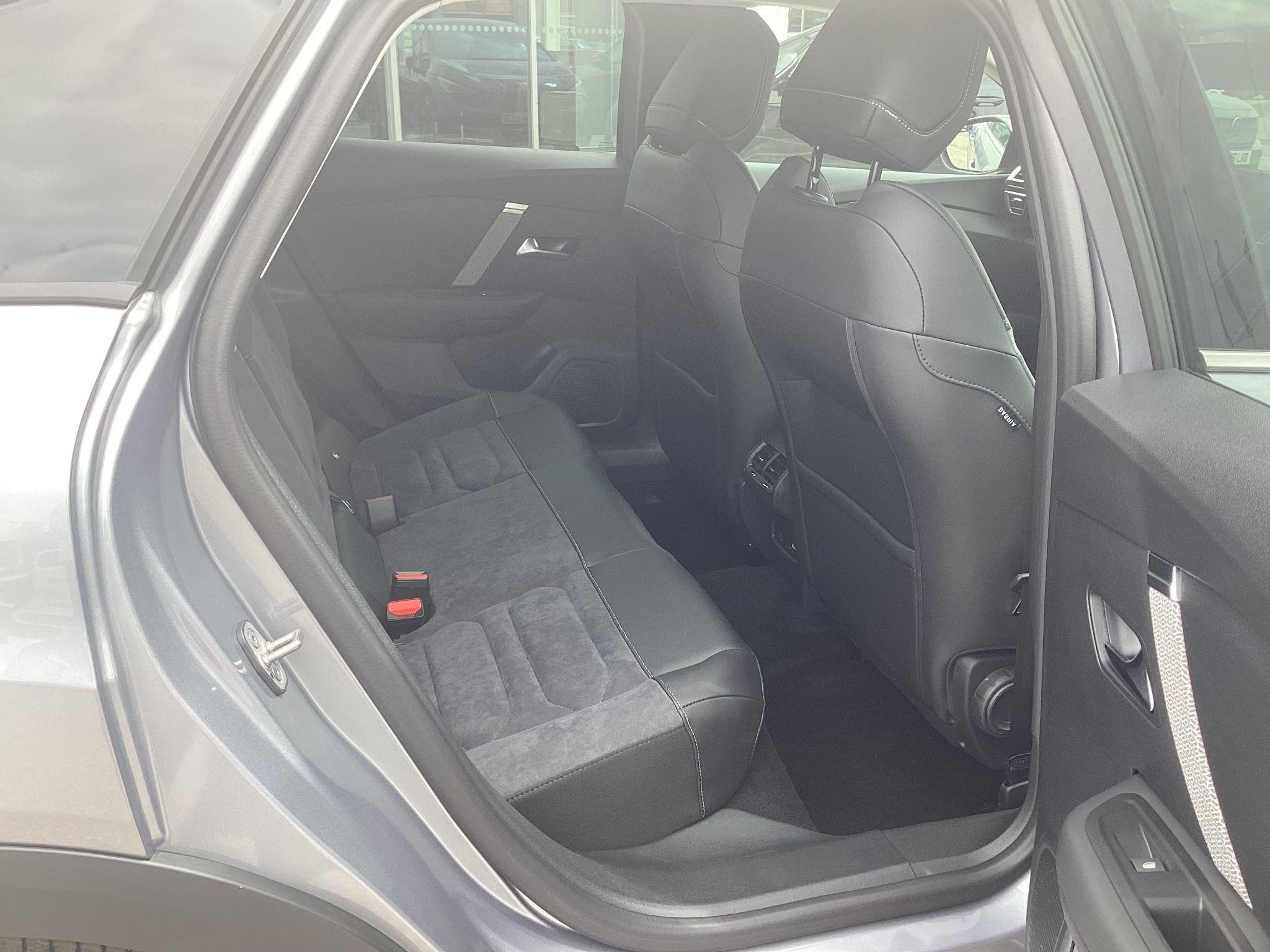 Citroen e-C4 Image 11