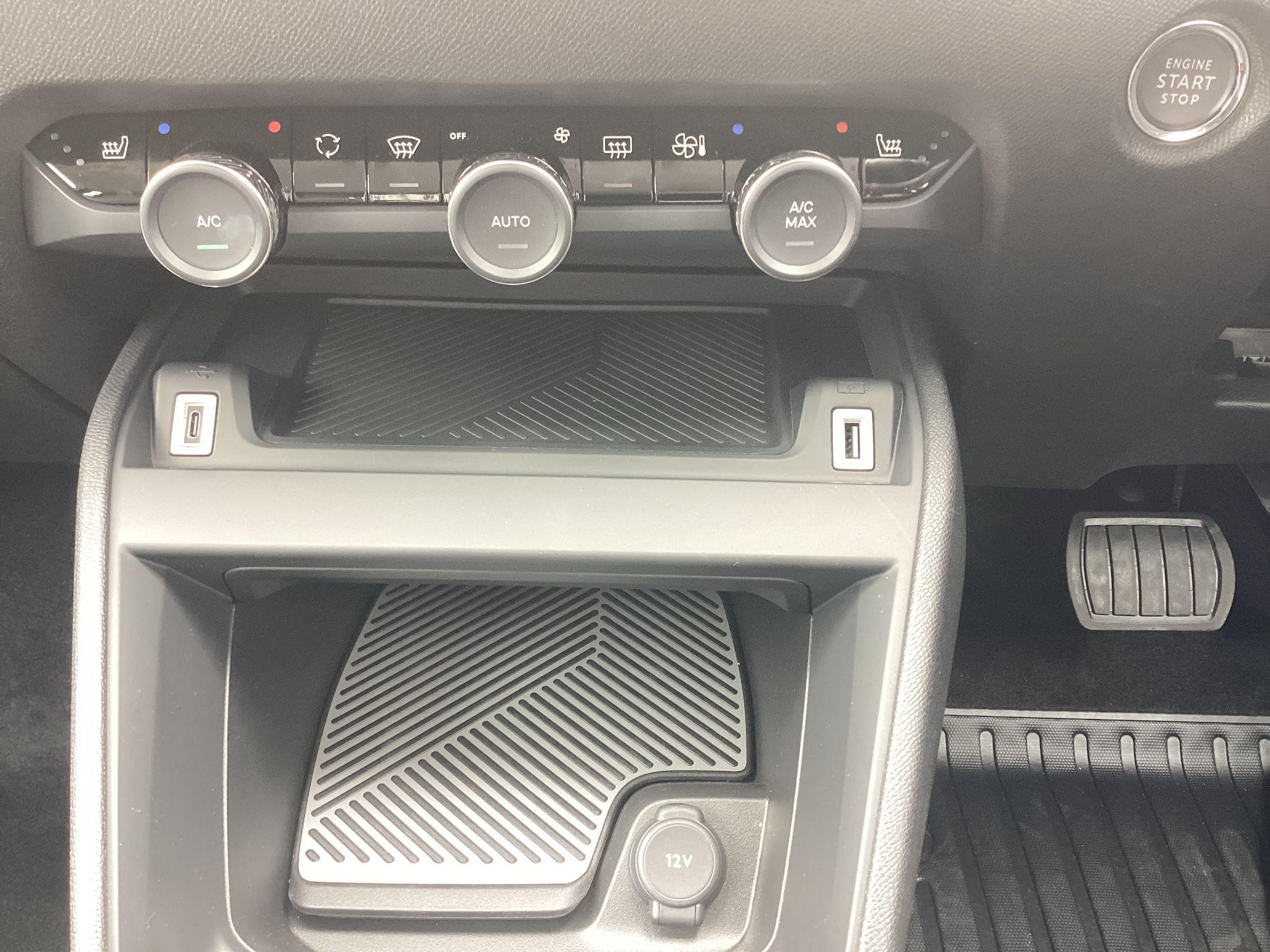 Citroen e-C4 Image 19
