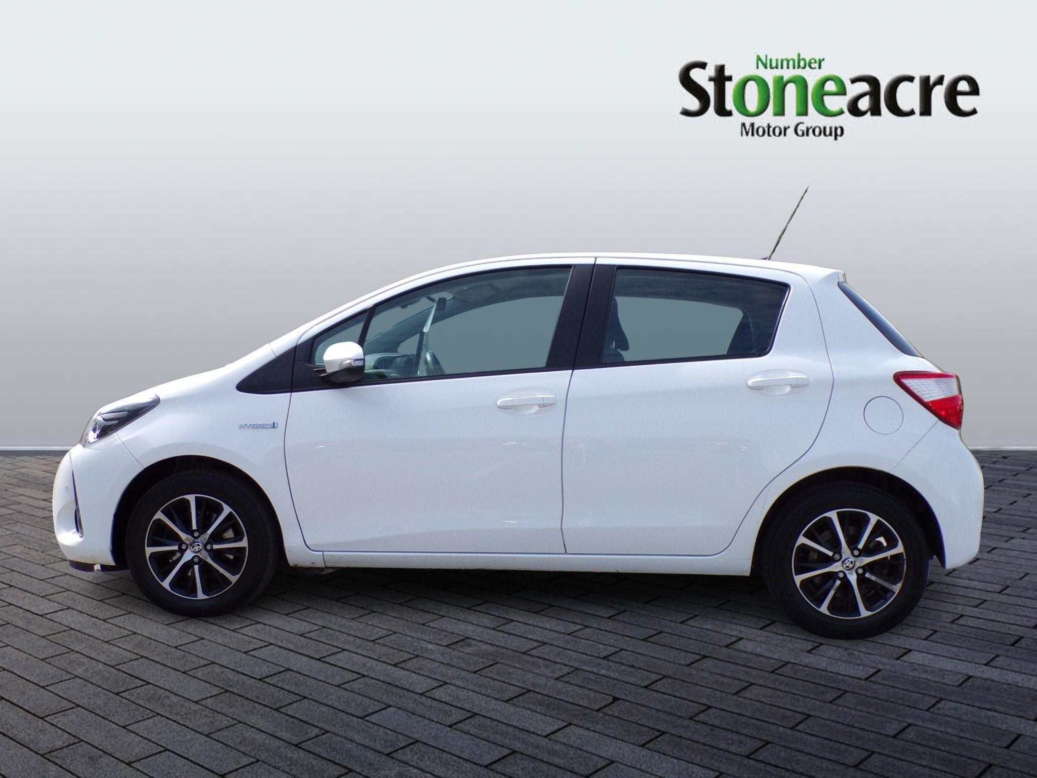 Toyota Yaris Image 6