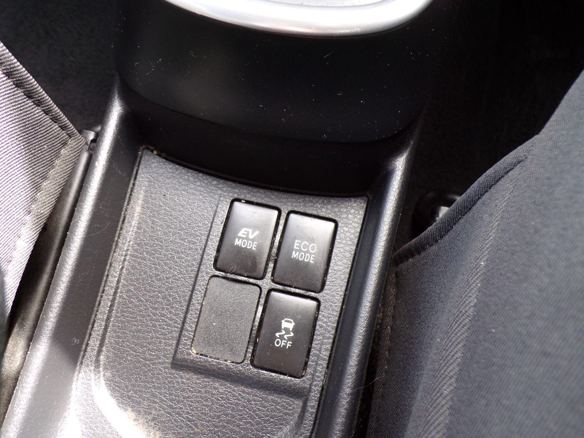 Toyota Yaris Image 27