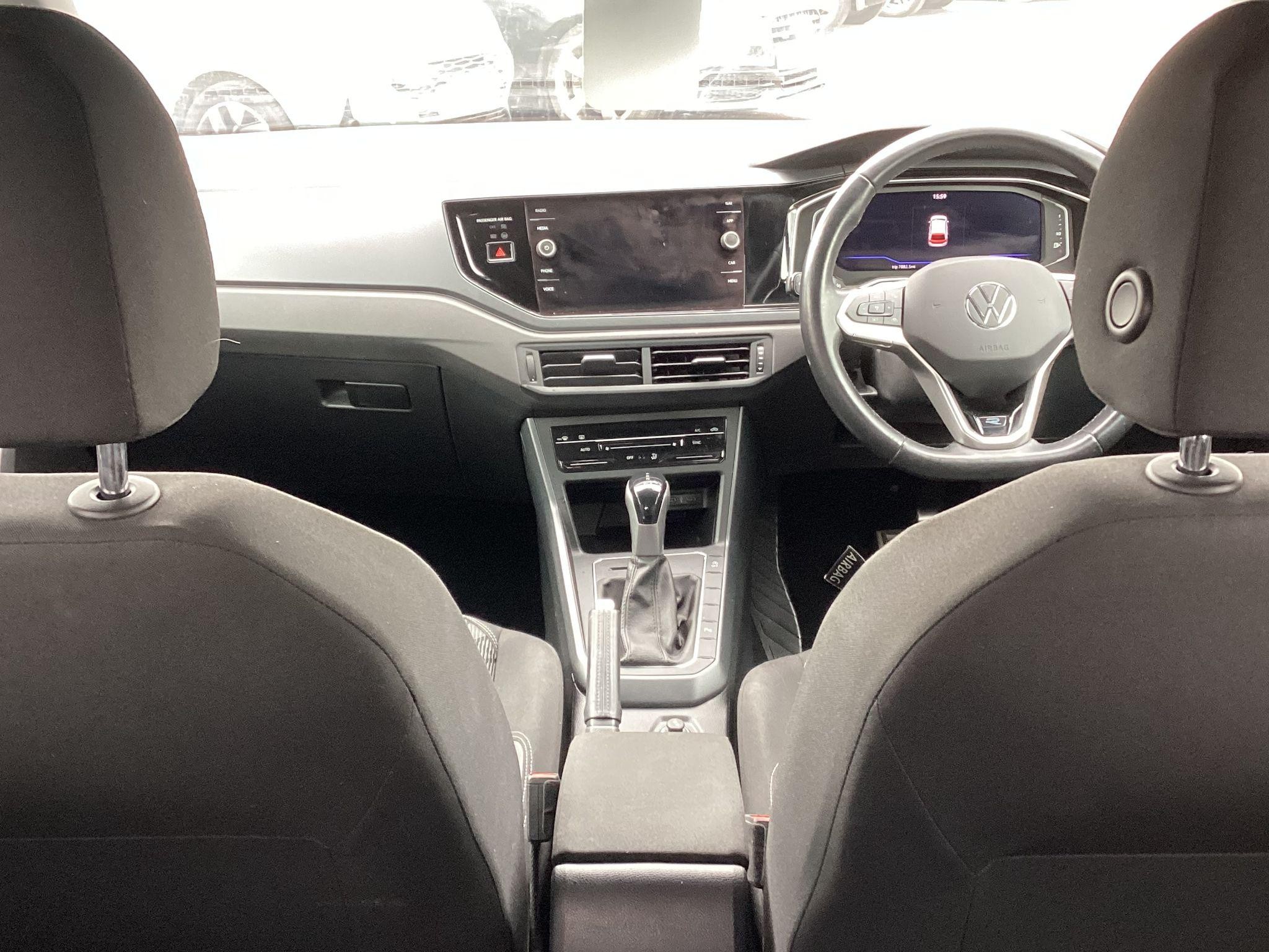 Toyota Yaris Image 33
