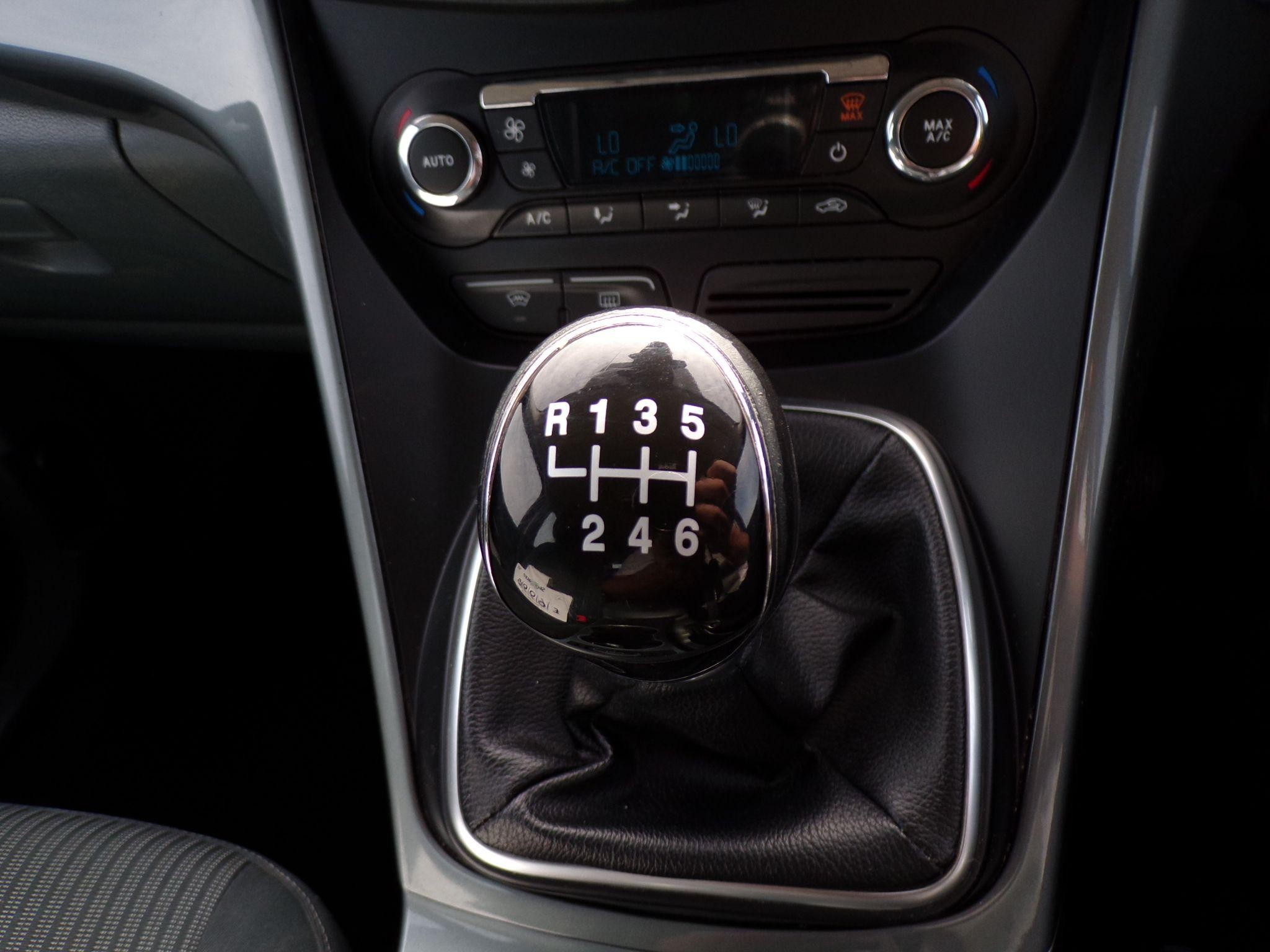 Ford C-Max Image 26