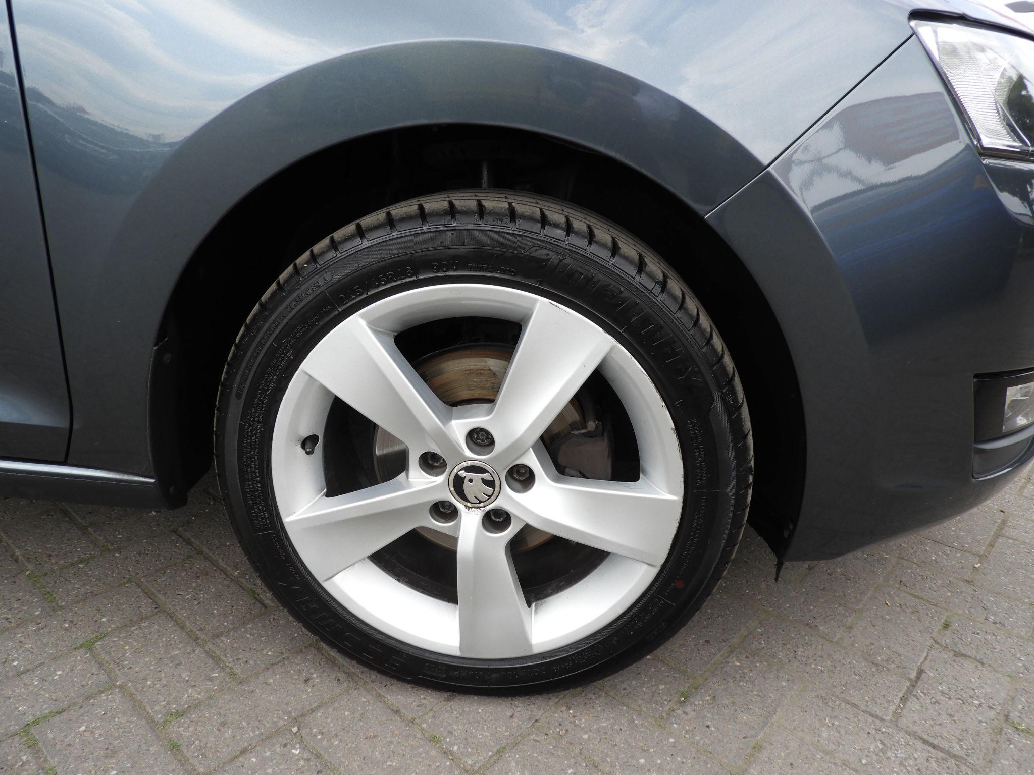 Skoda Rapid Spaceback Image 9