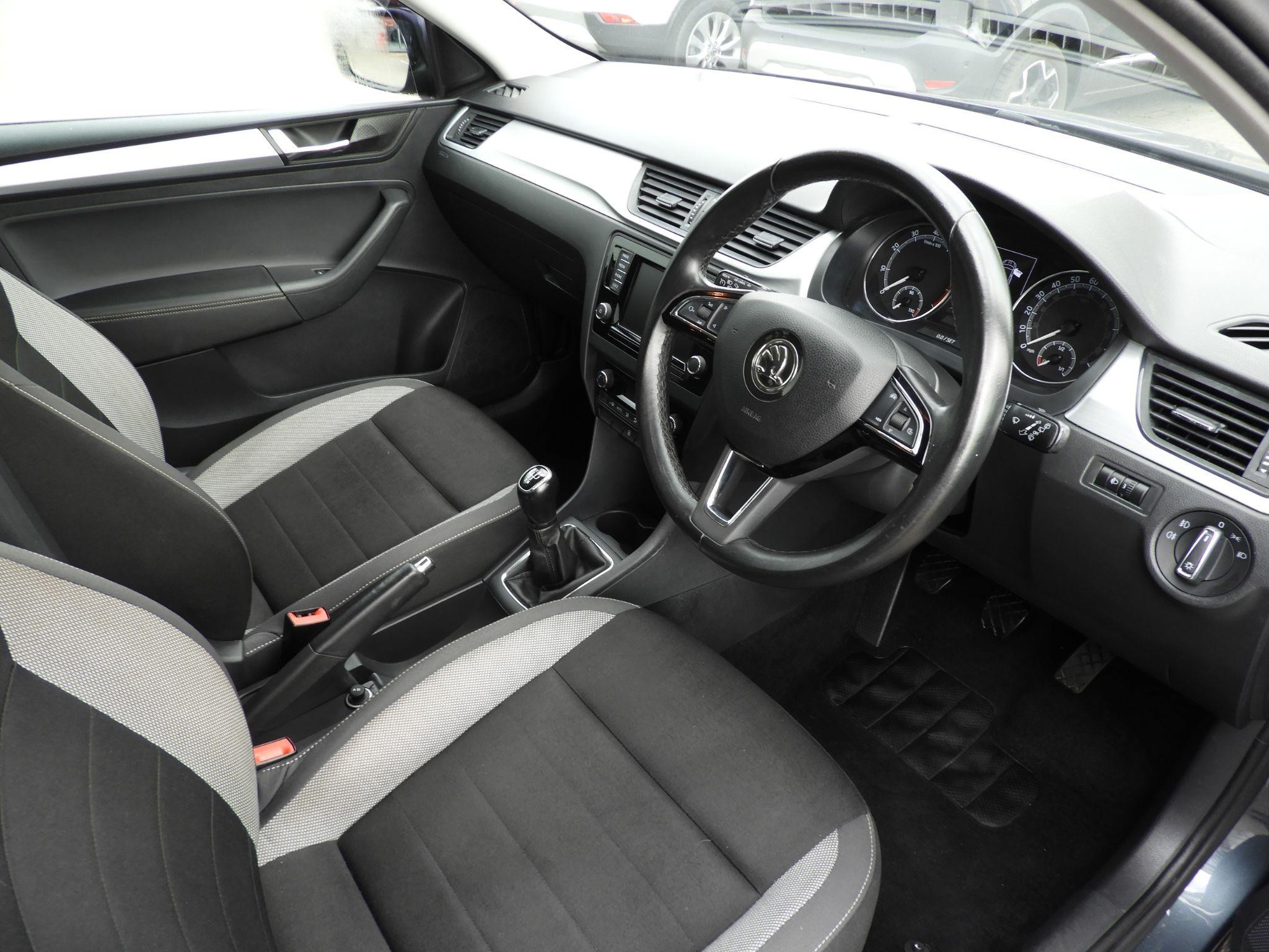 Skoda Rapid Spaceback Image 11