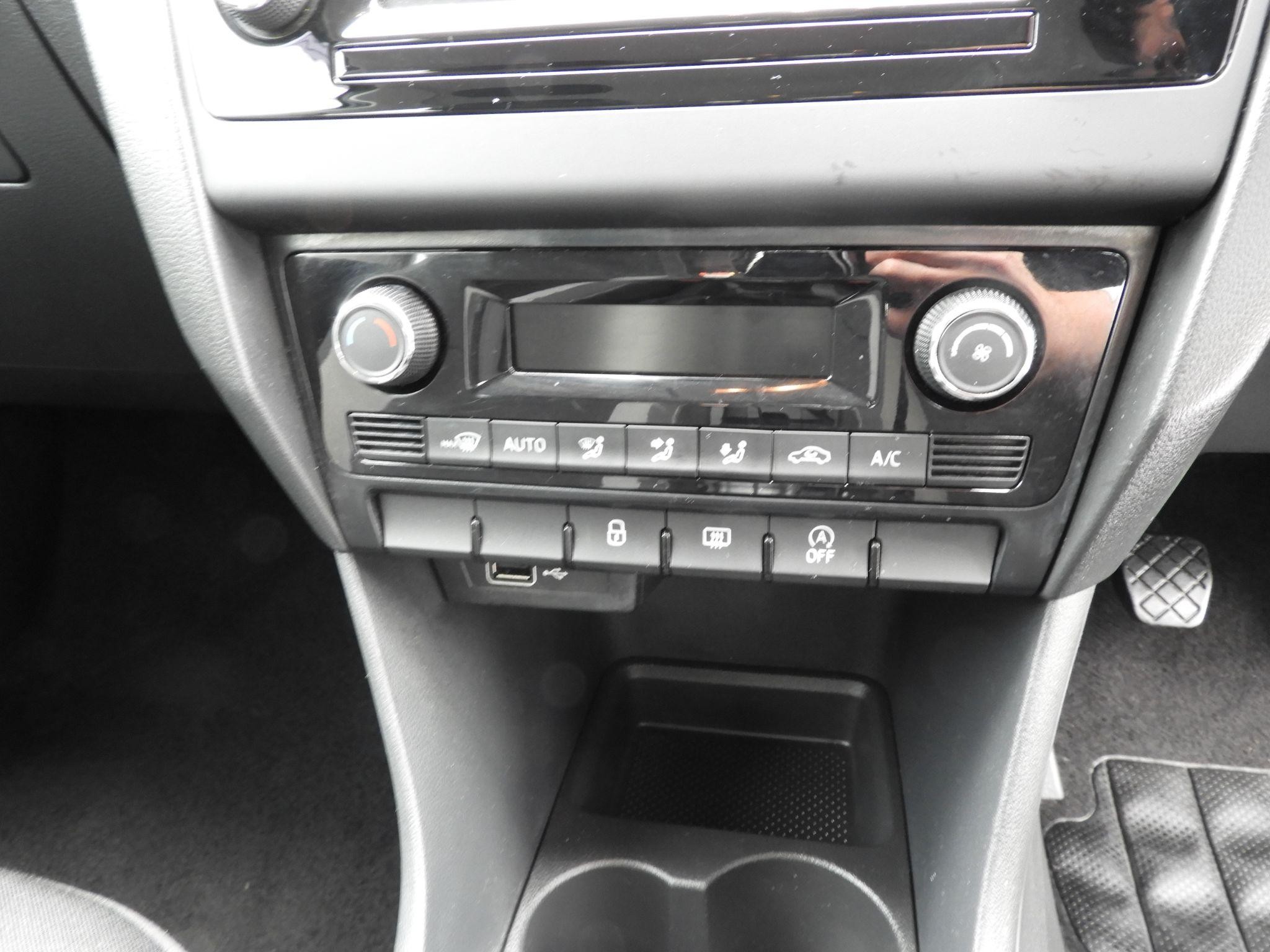 Skoda Rapid Spaceback Image 19