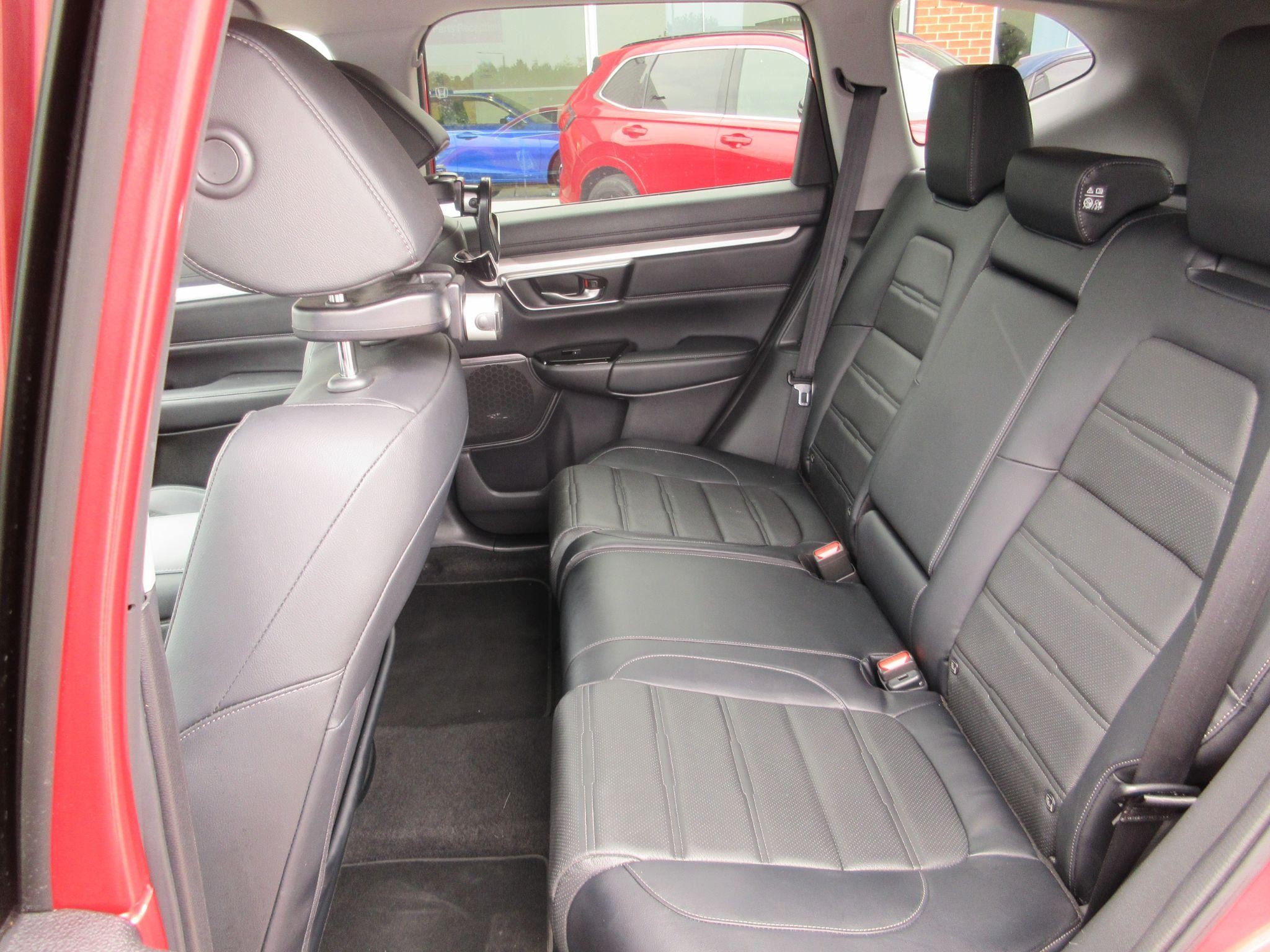 Honda CR-V Image 18