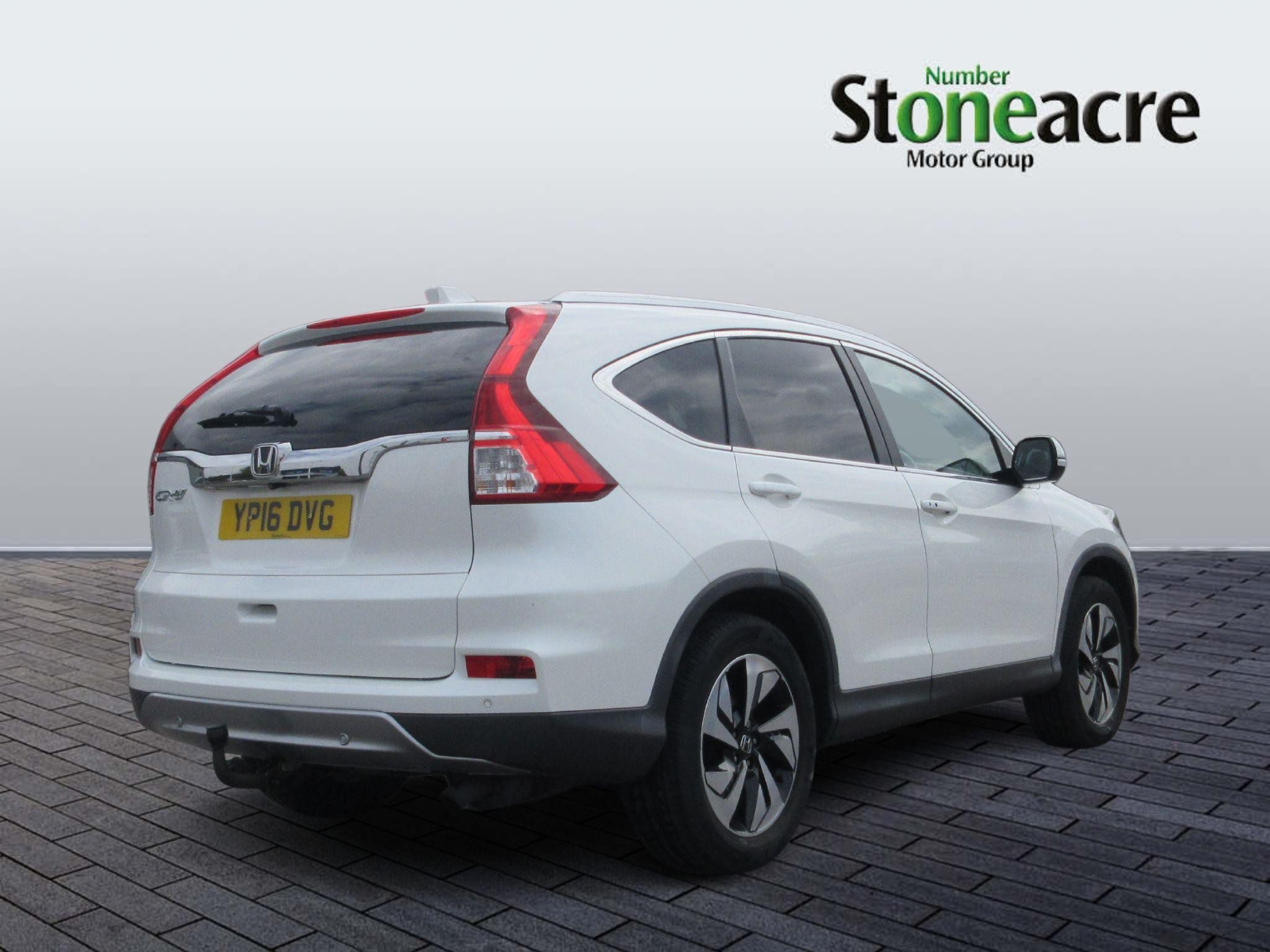 Honda CR-V Image 2