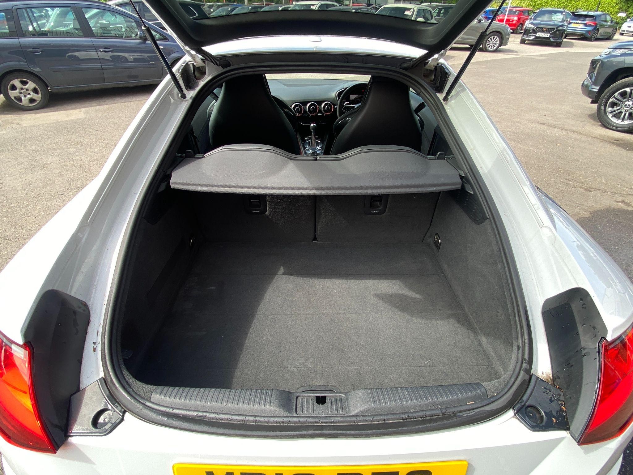Audi TT RS Image 10