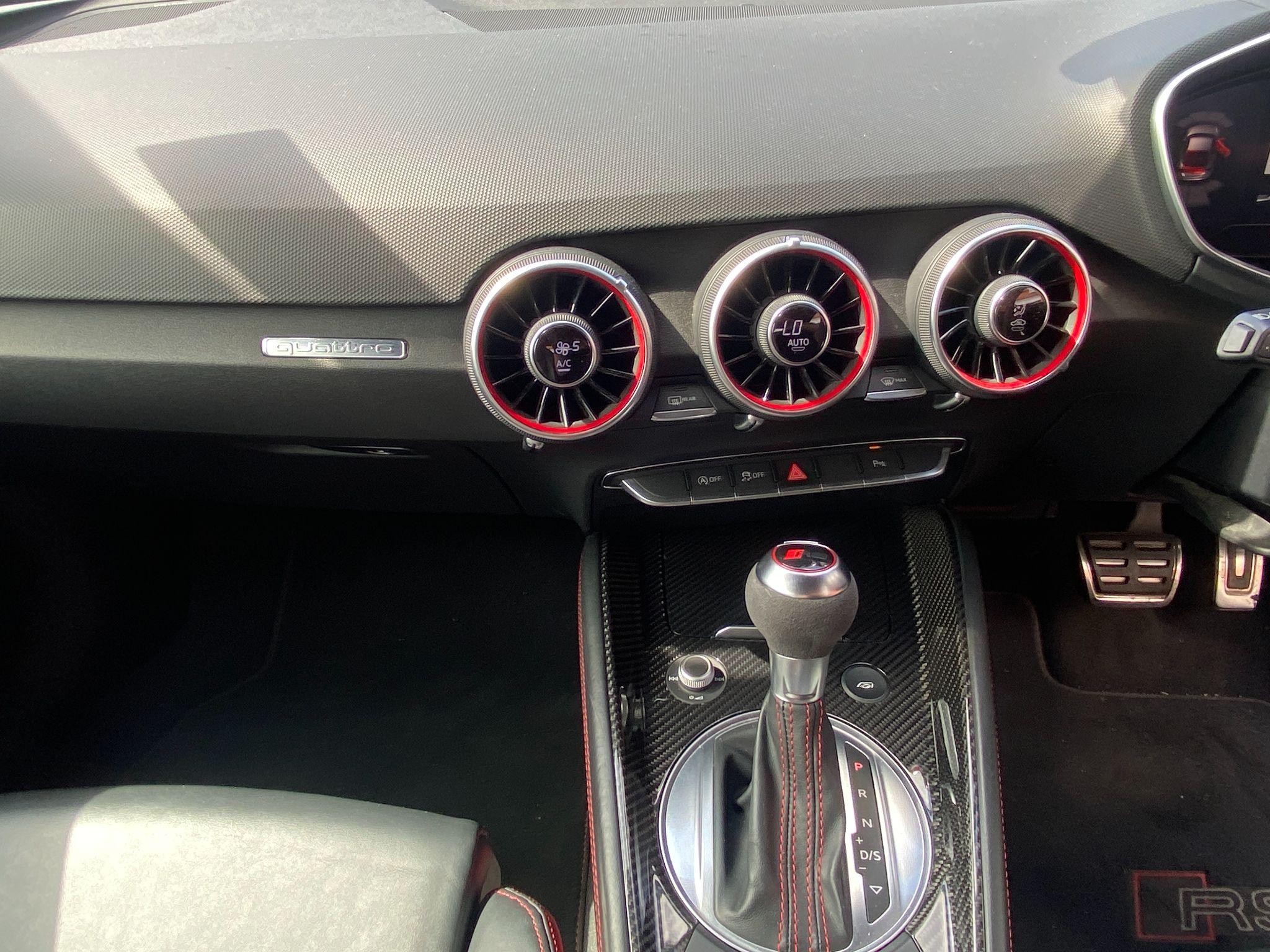 Audi TT RS Image 15