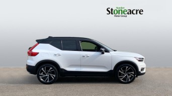 Volvo XC40 1.5 T3 R-Design Pro Euro 6 (s/s) 5dr YE68DRD Image 3