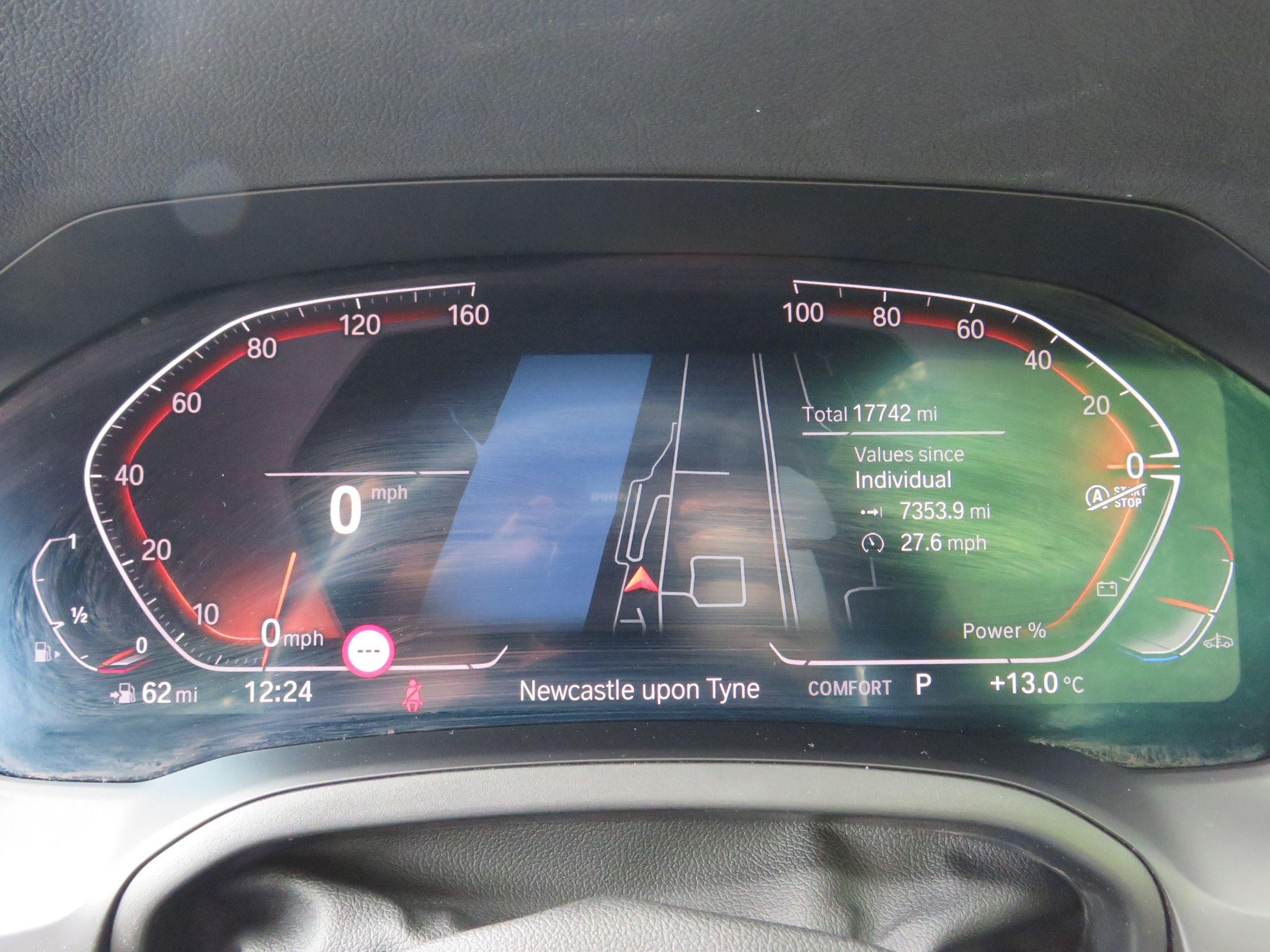 BMW 3 Series Image 16