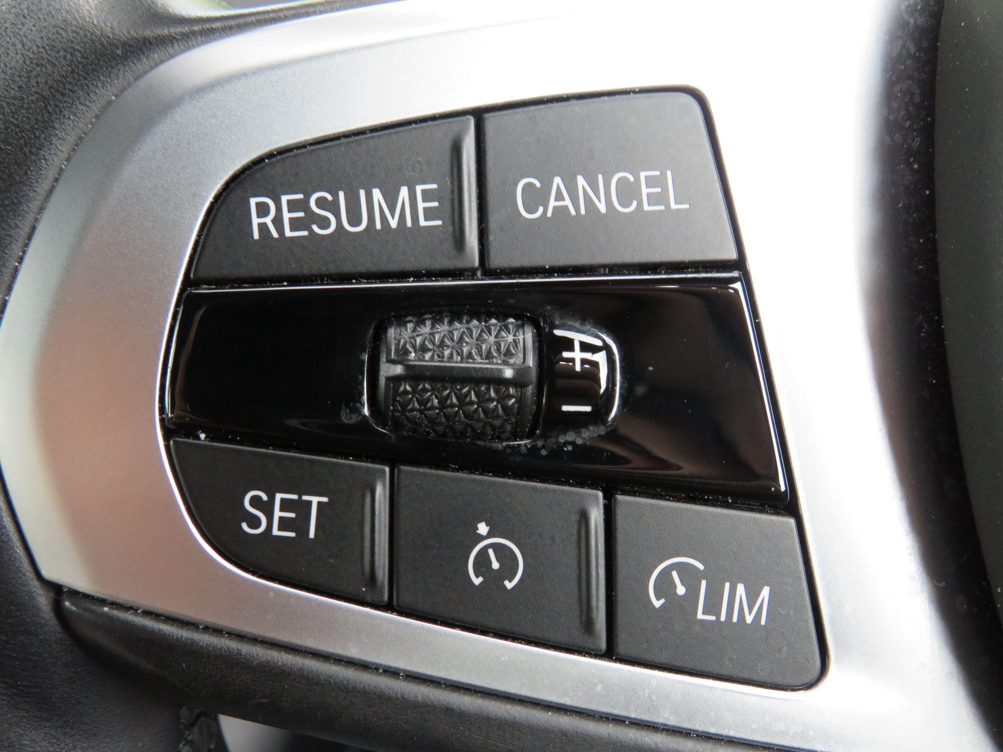 BMW 3 Series Image 27