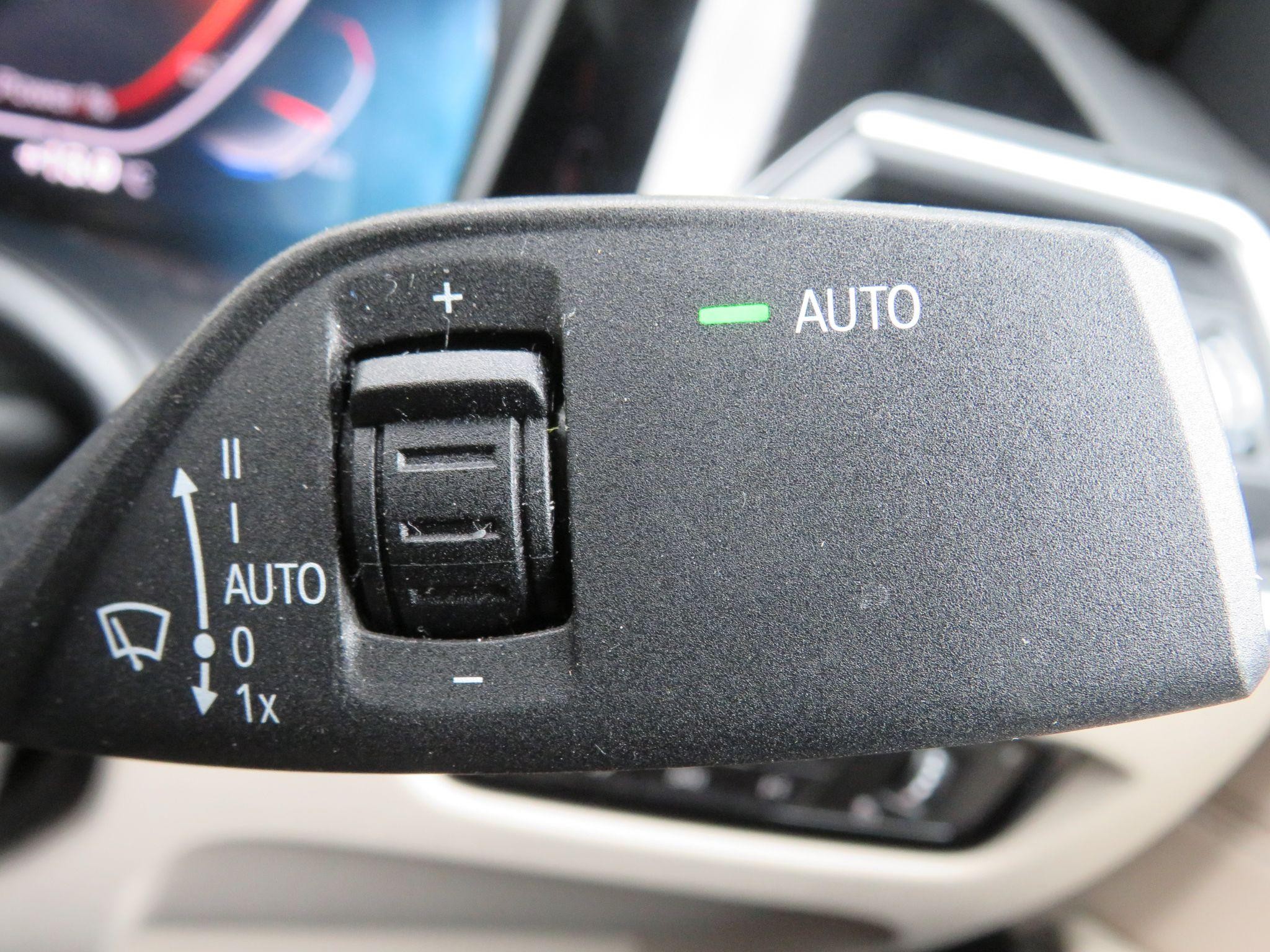 BMW 3 Series Image 28