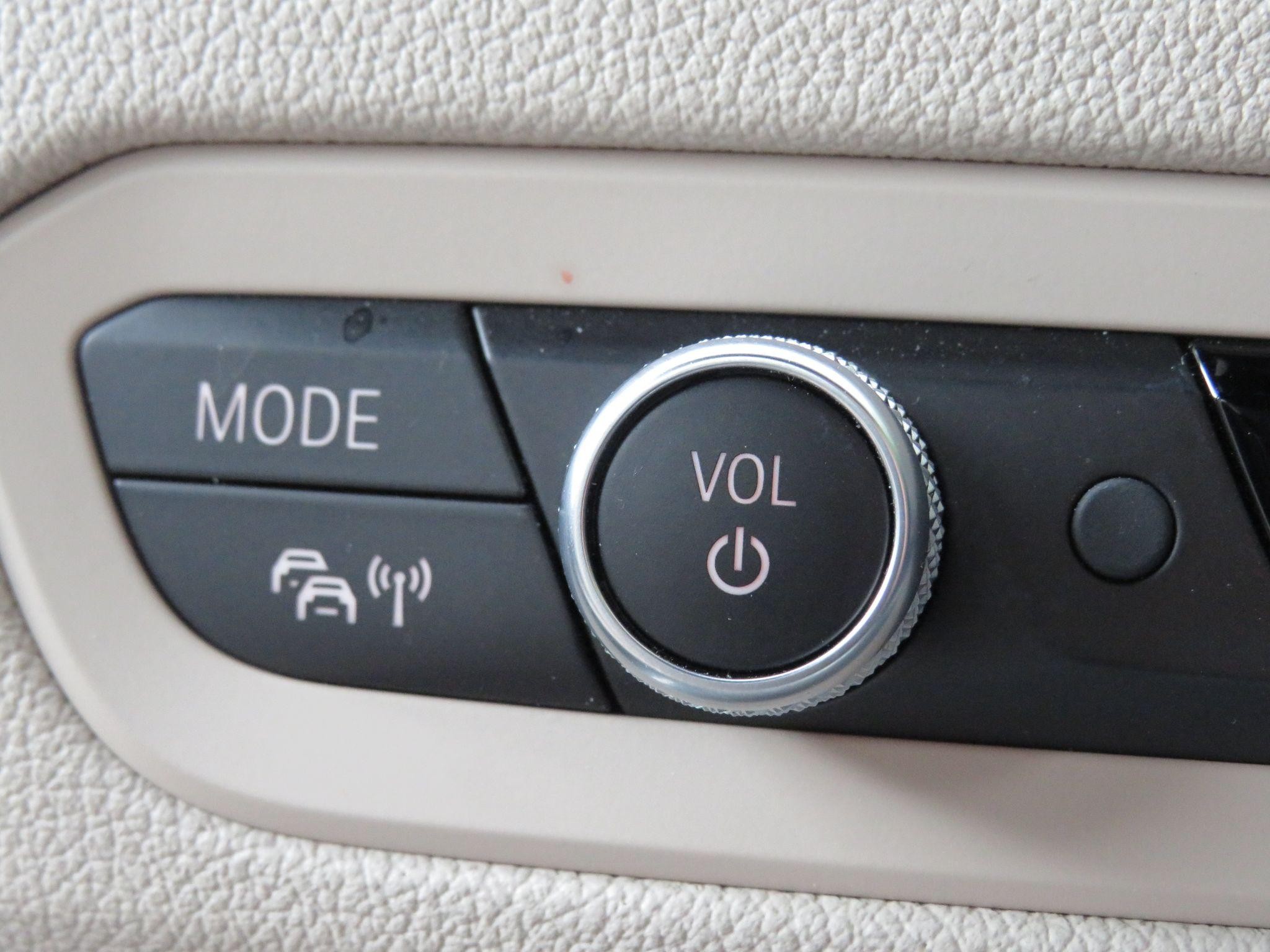 BMW 3 Series Image 33