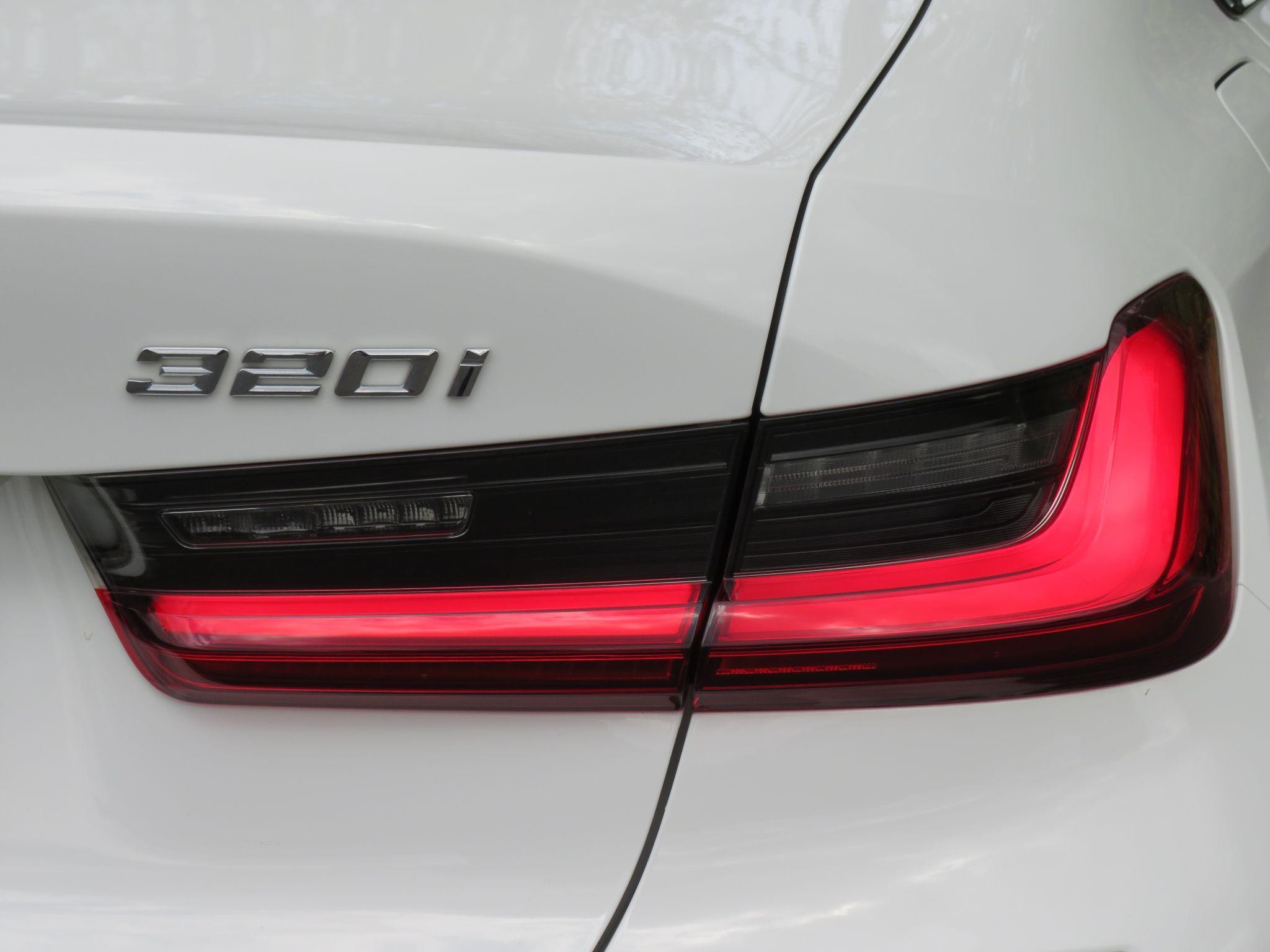 BMW 3 Series Image 59