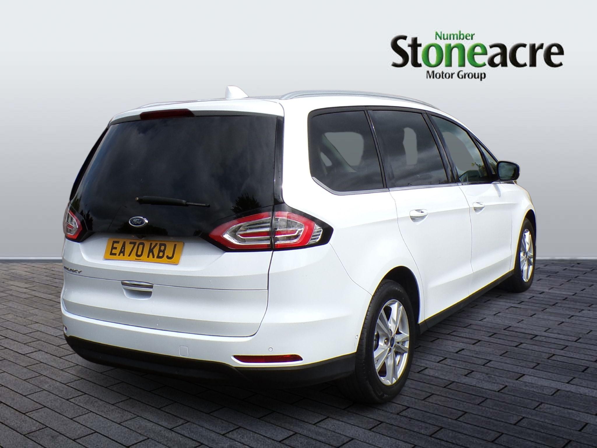 Ford Galaxy Image 3
