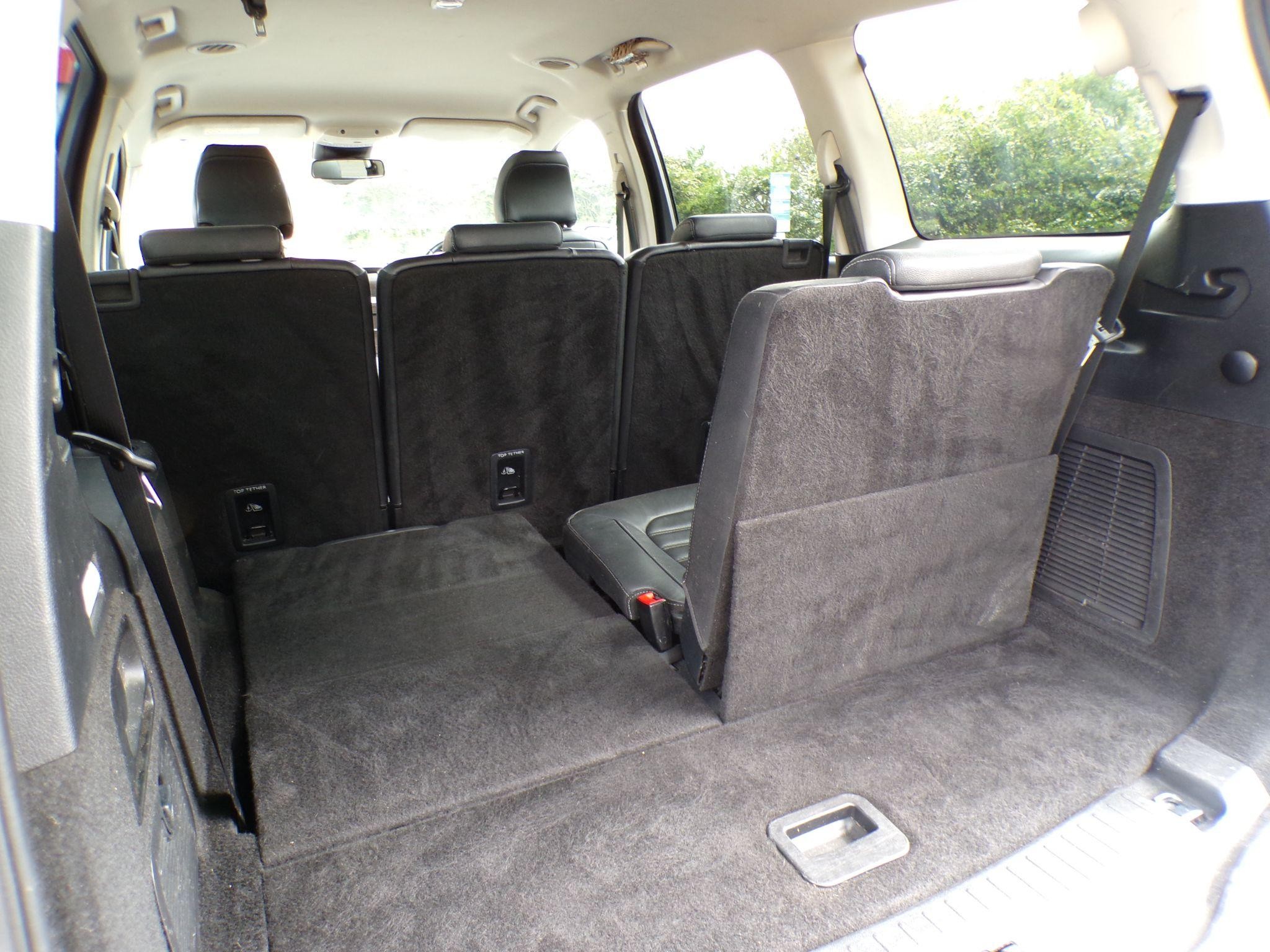 Ford Galaxy Image 14