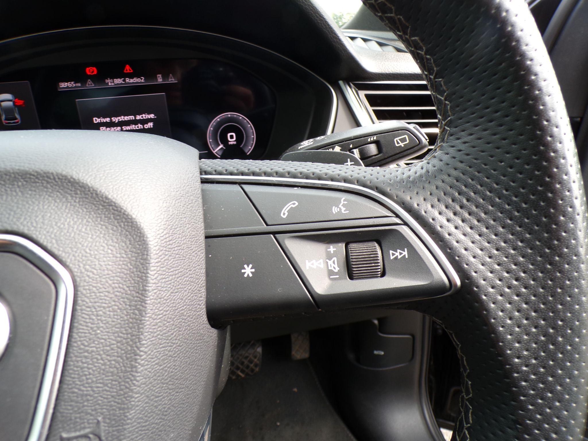 Audi Q5 Image 17