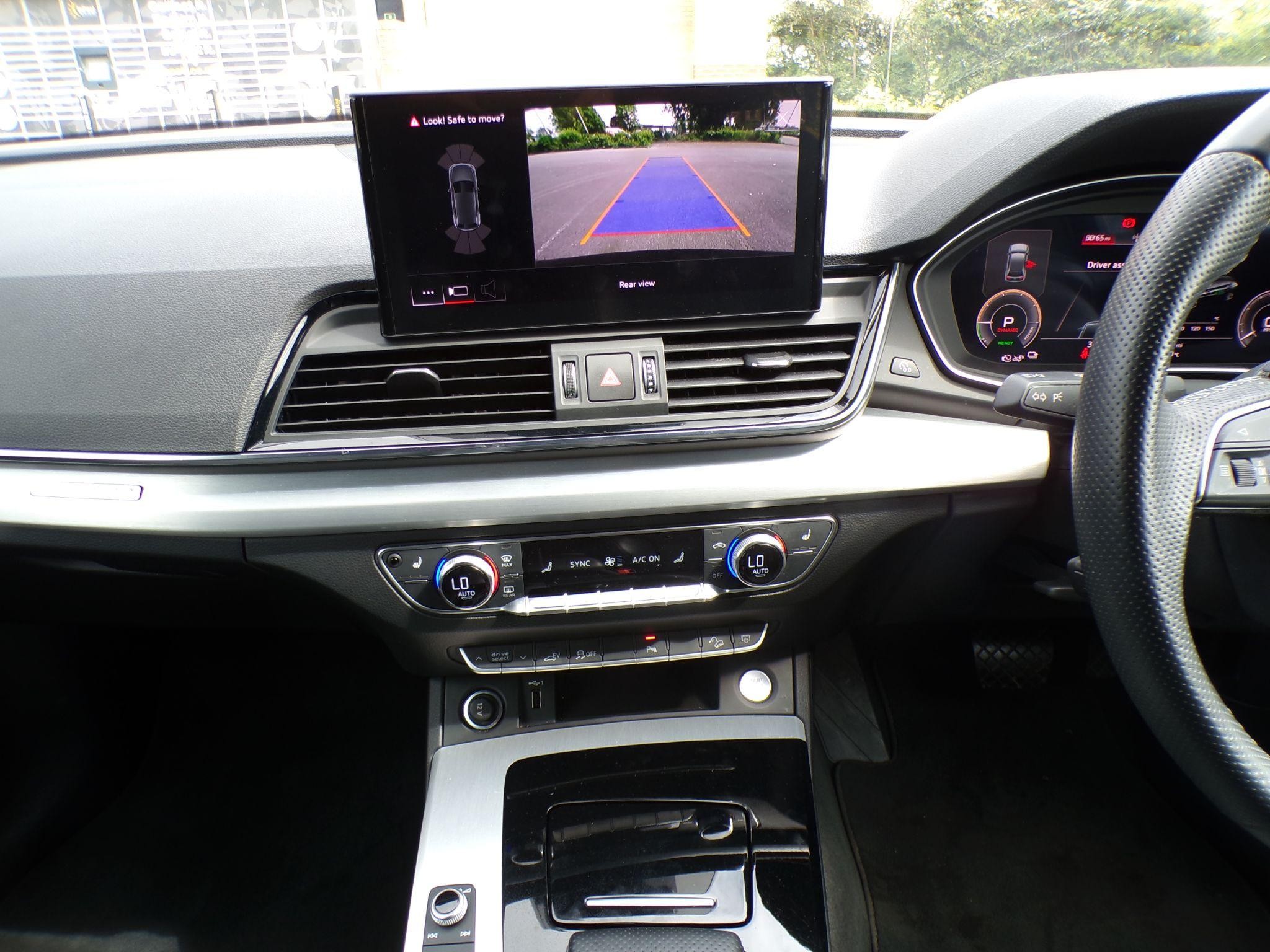 Audi Q5 Image 23