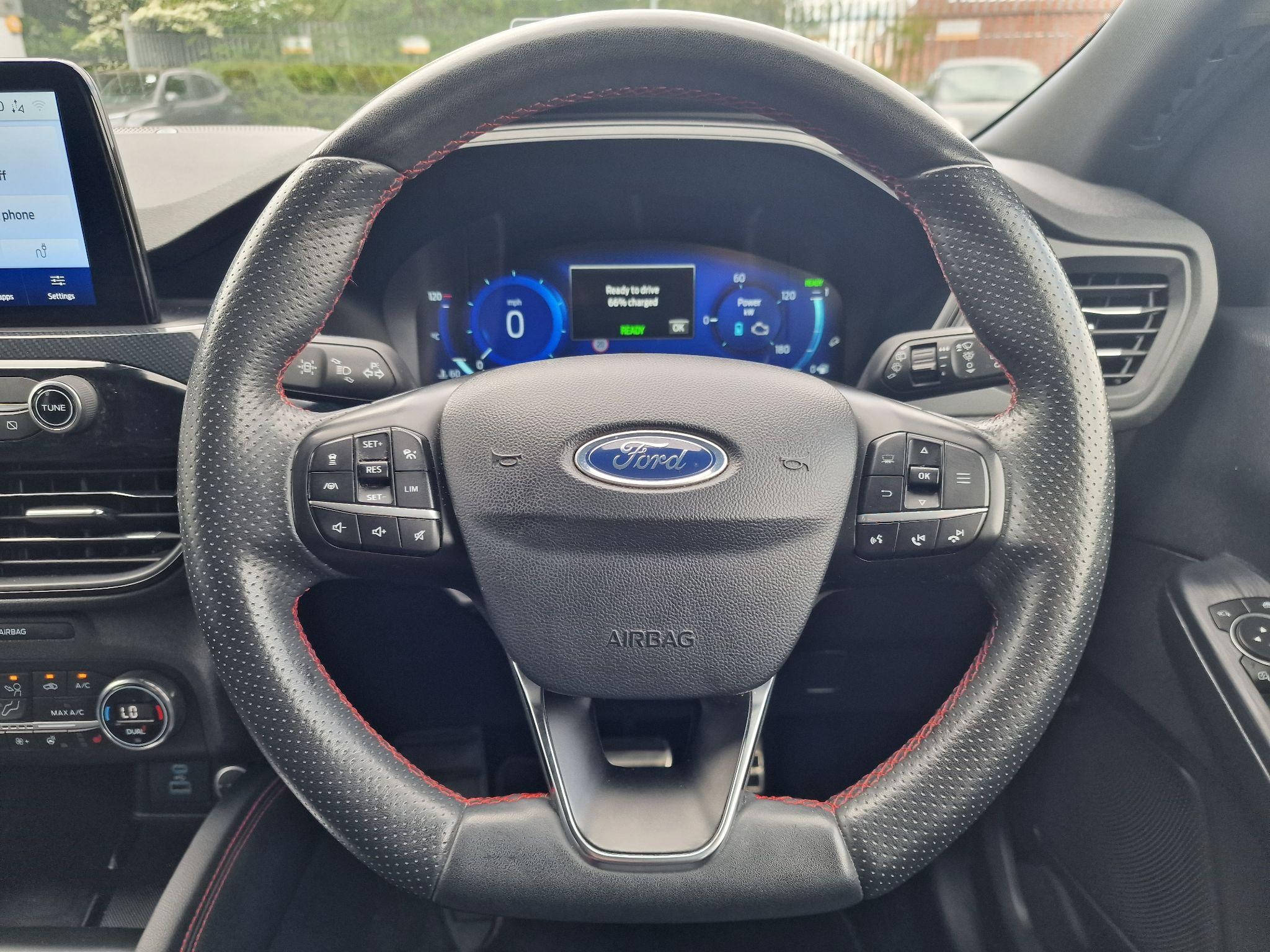 Ford Kuga Image 8