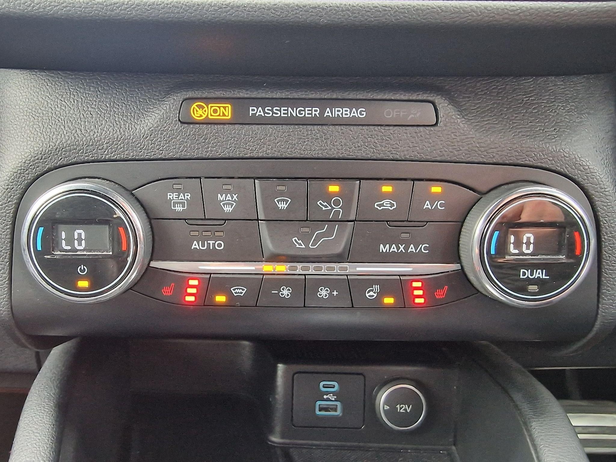 Ford Kuga Image 22
