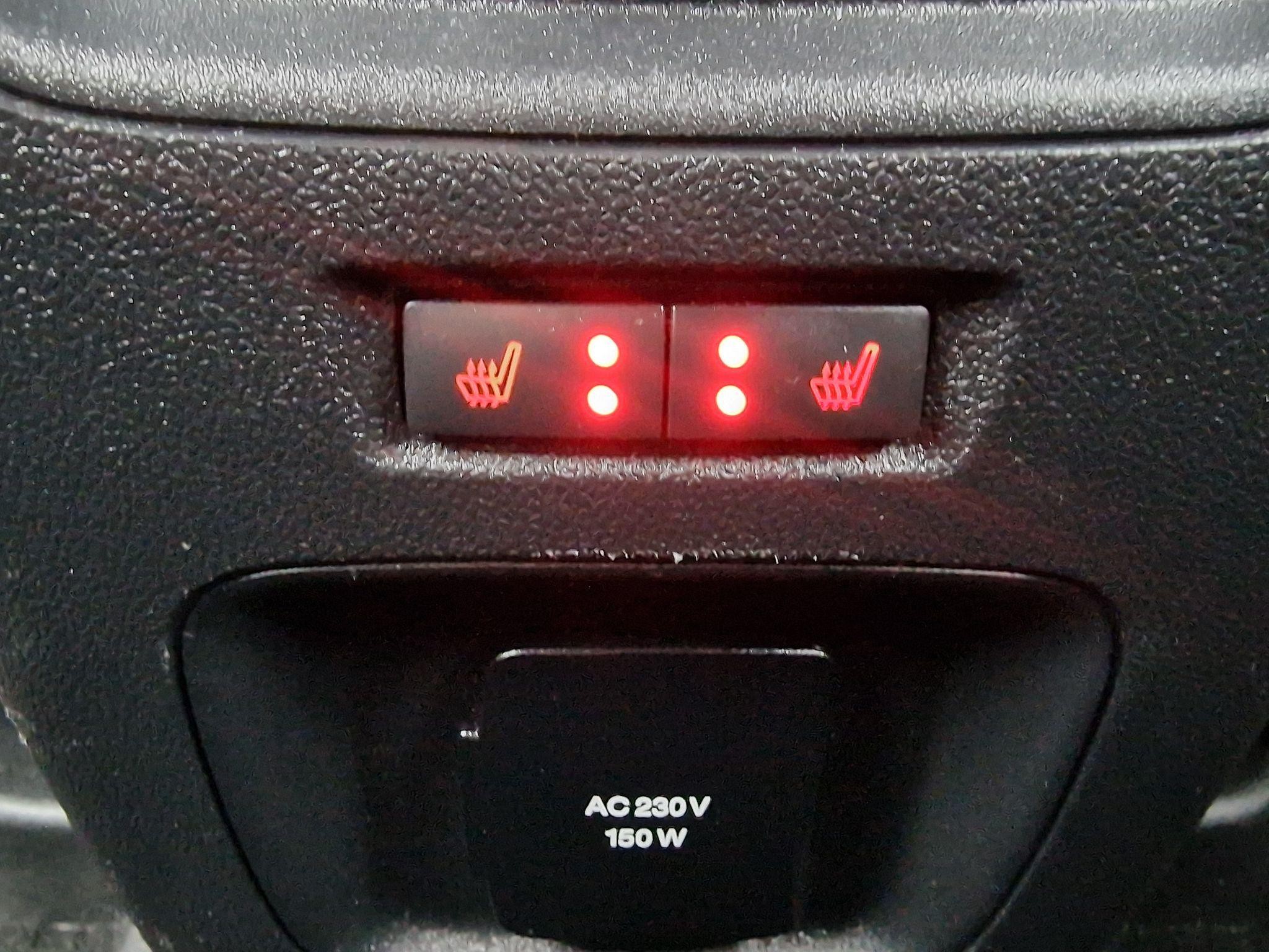 Ford Kuga Image 24