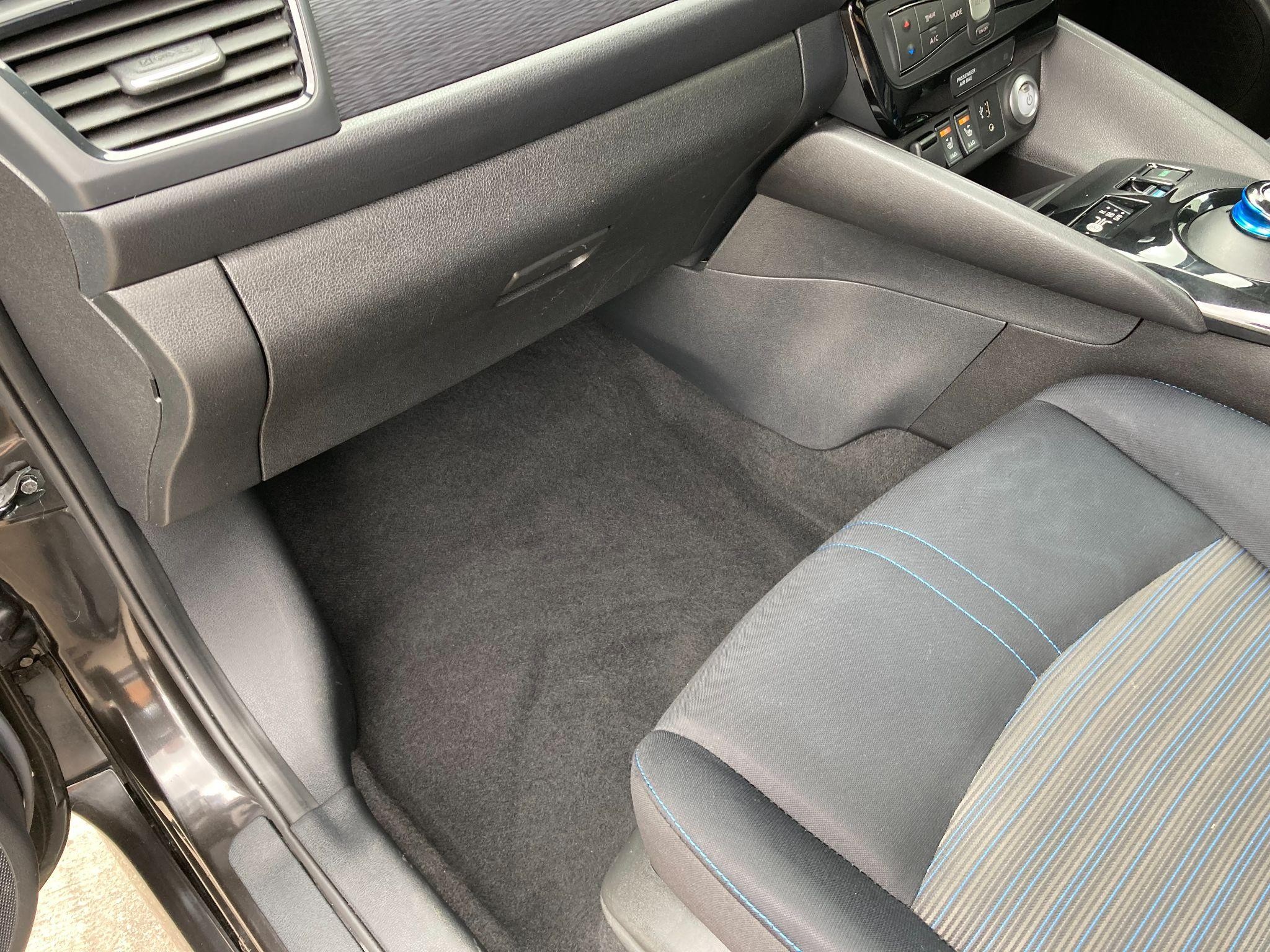 Nissan LEAF Image 22