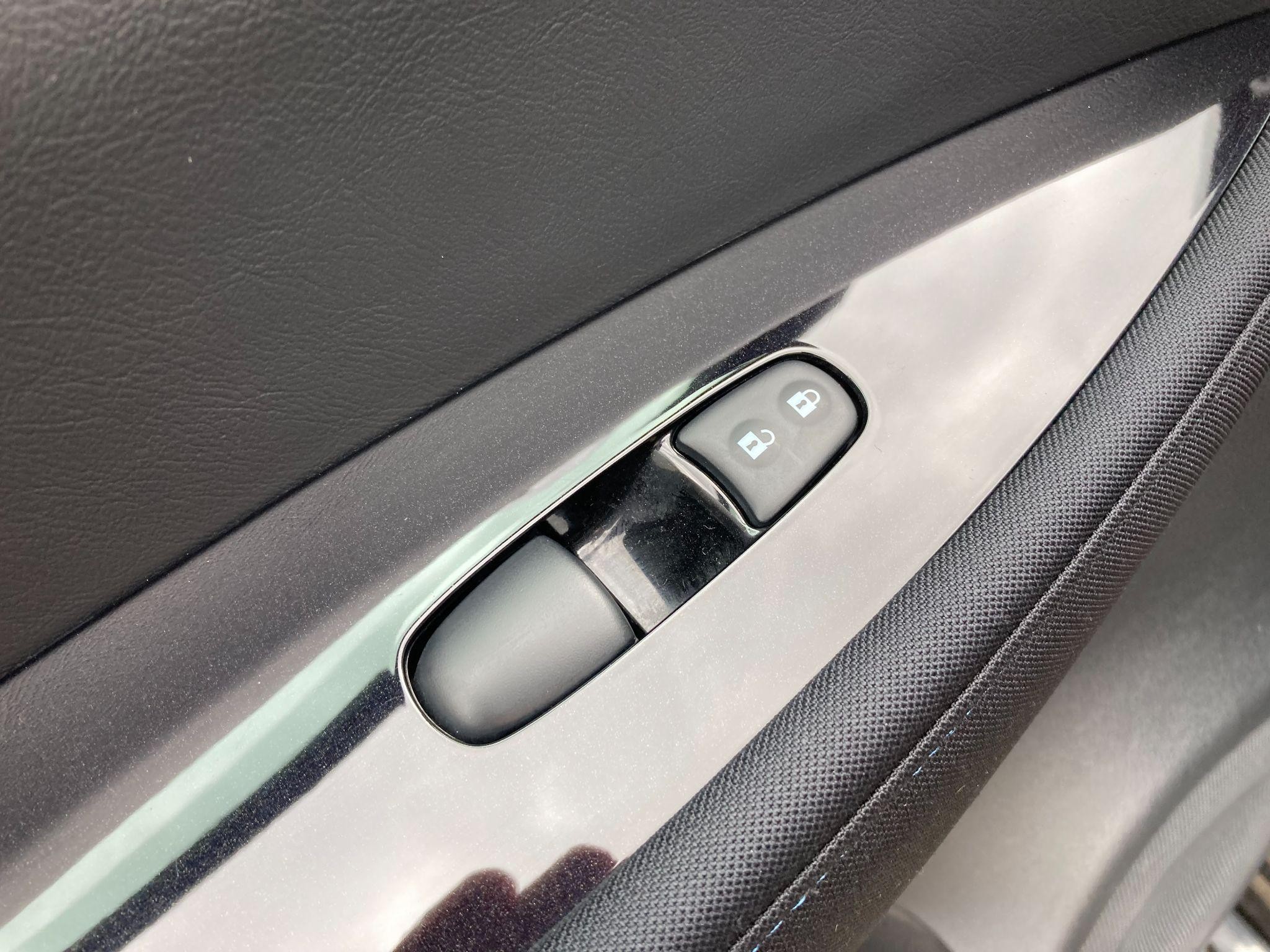 Nissan LEAF Image 23