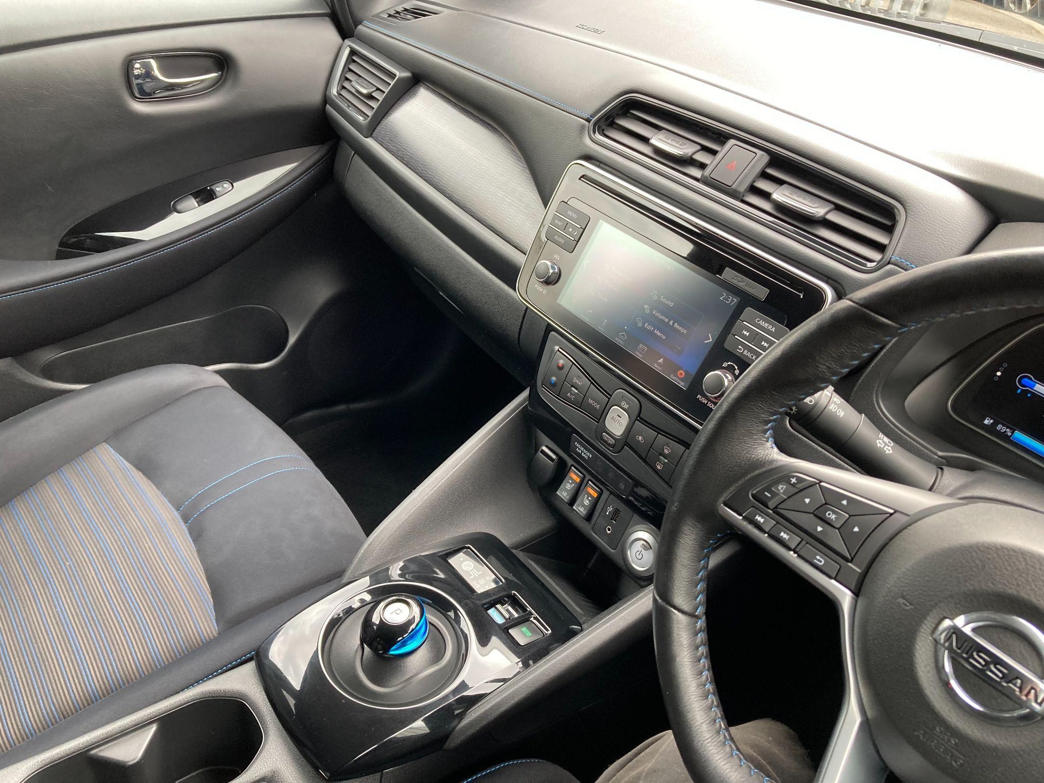 Nissan LEAF Image 59