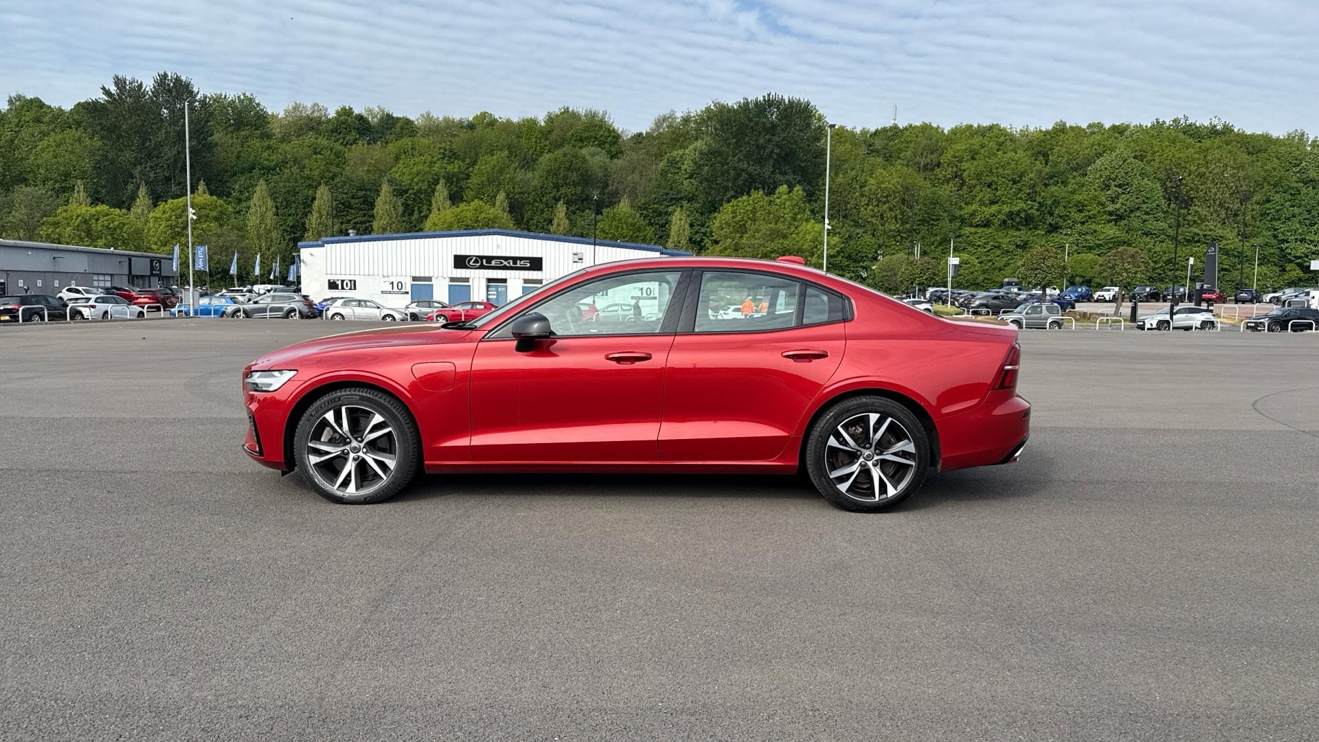 Volvo S60 Image 8