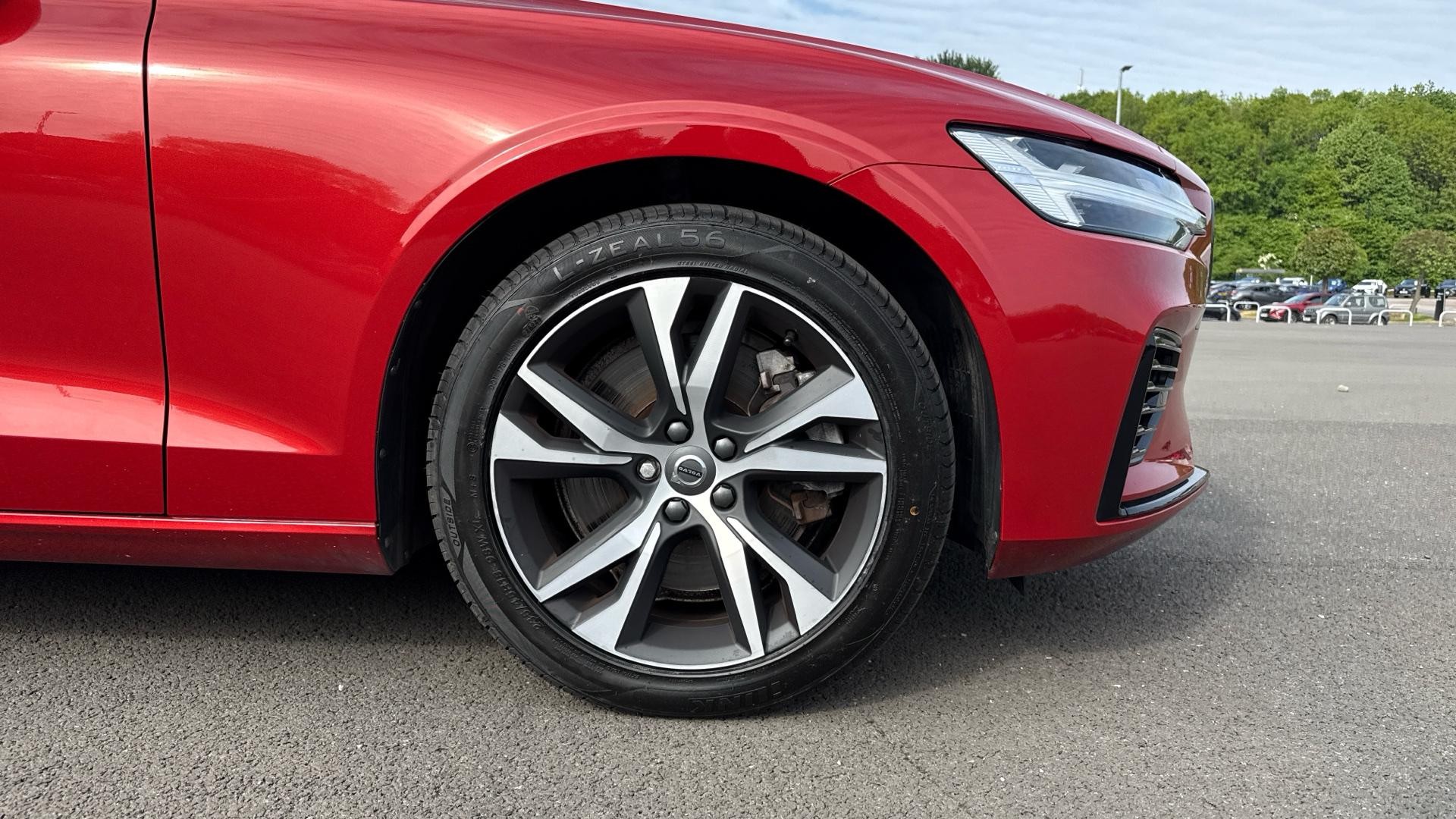 Volvo S60 Image 16