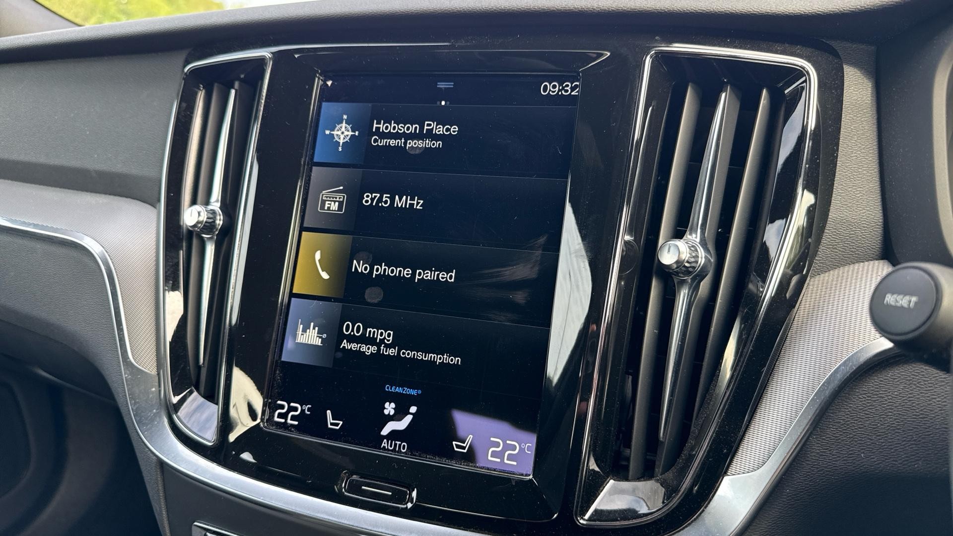 Volvo S60 Image 21