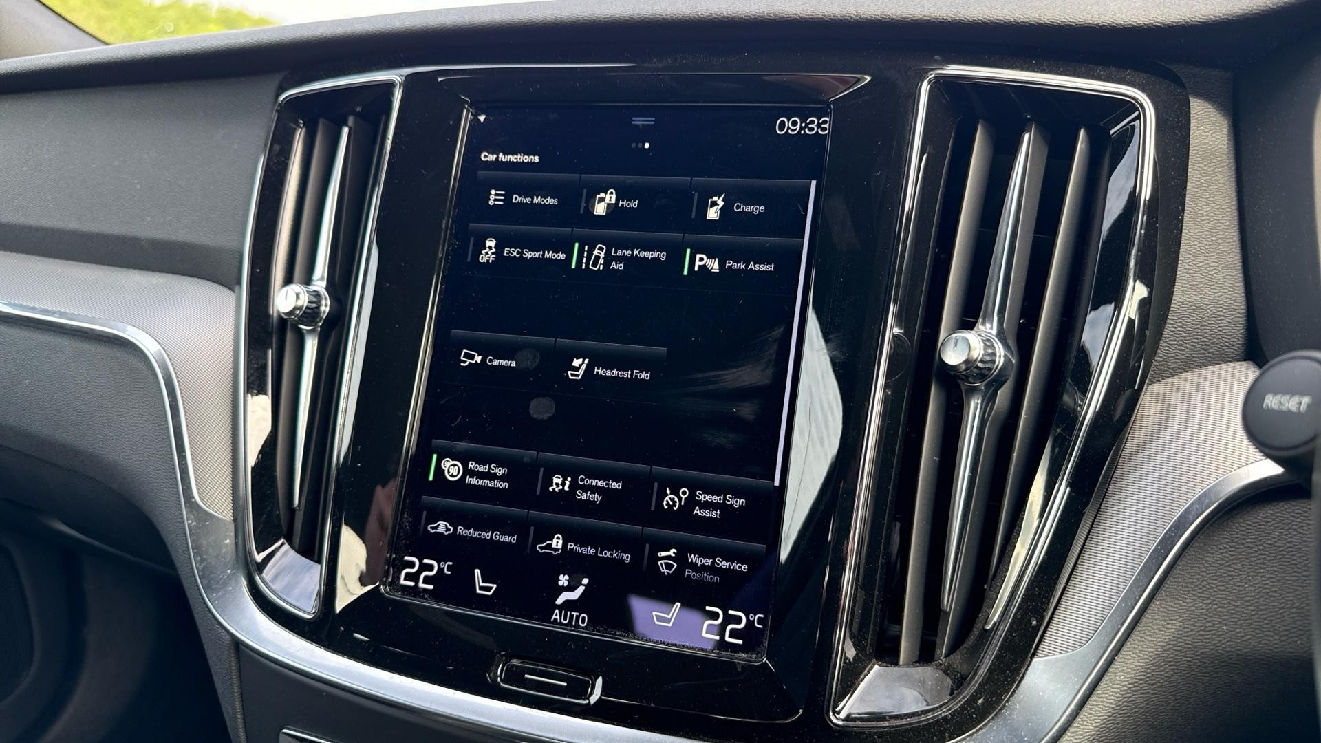 Volvo S60 Image 29
