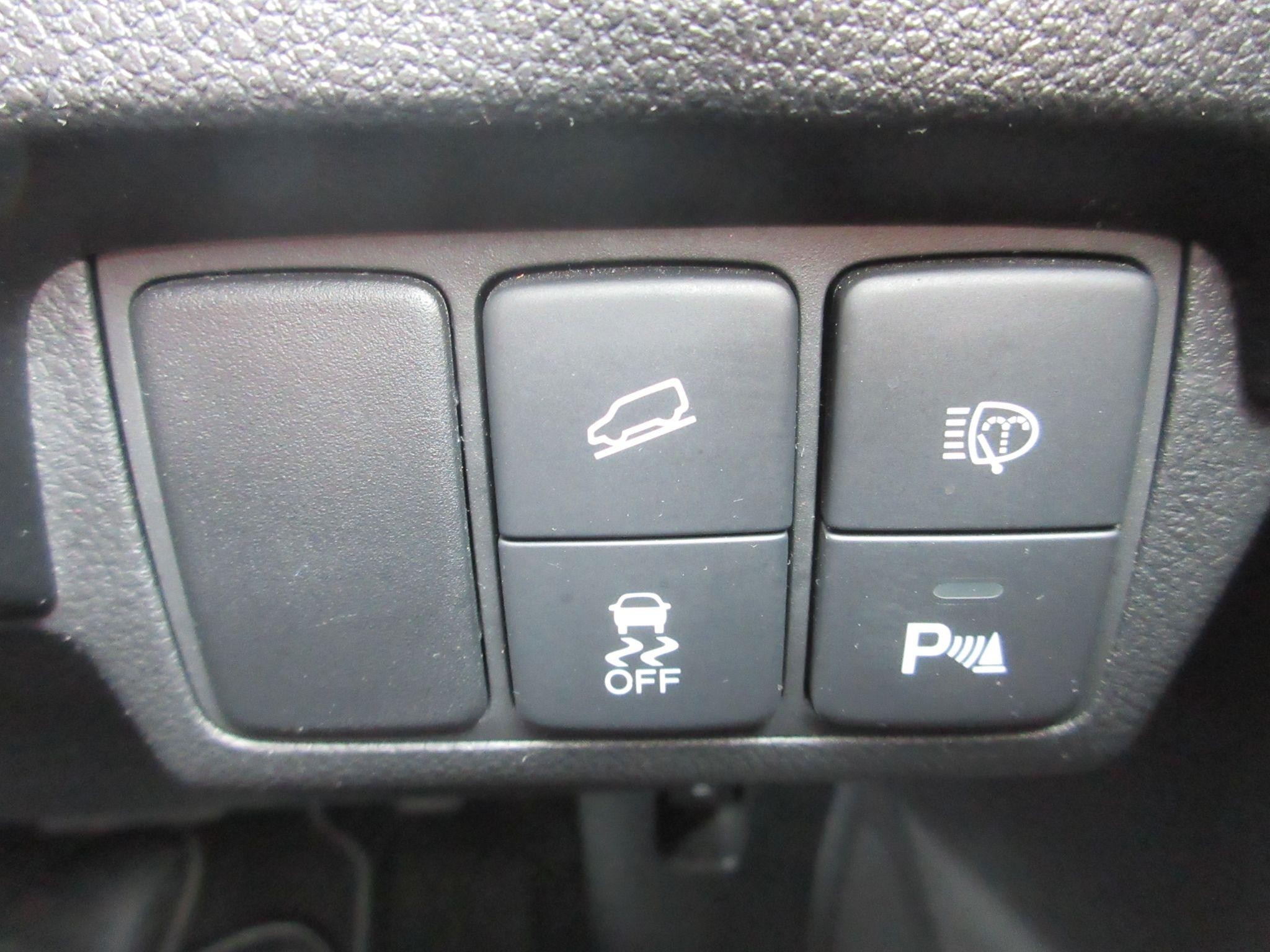 Honda CR-V Image 21