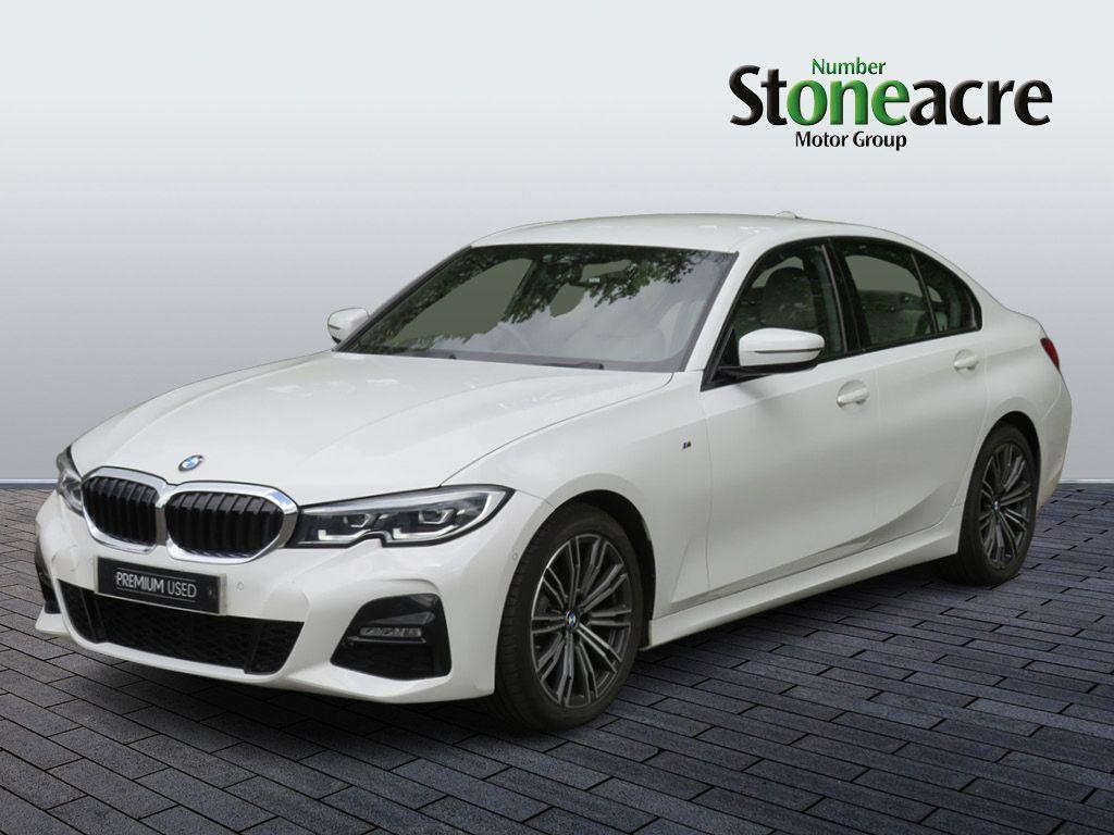 BMW 3 Series Image 9