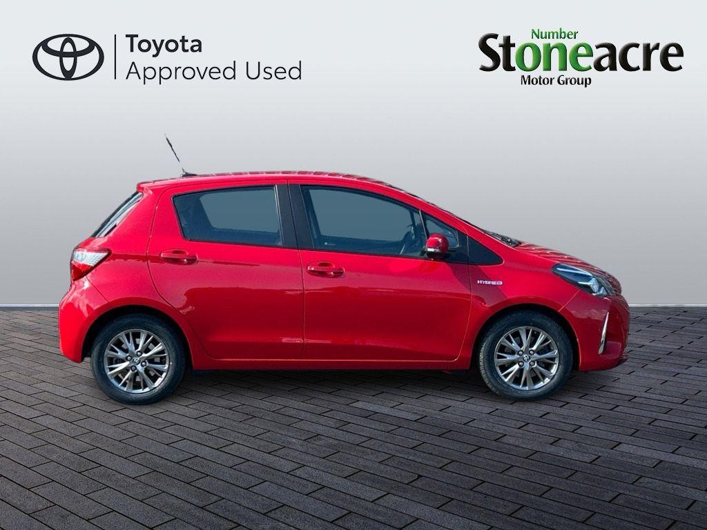 Toyota Yaris Image 4