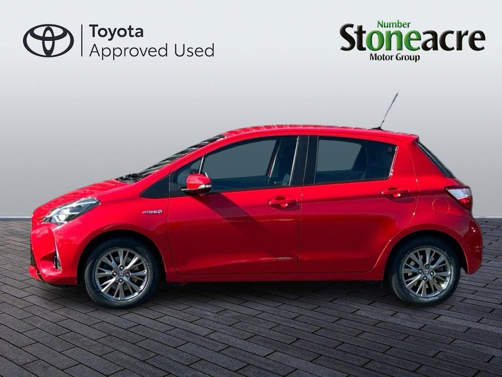 Toyota Yaris Image 8